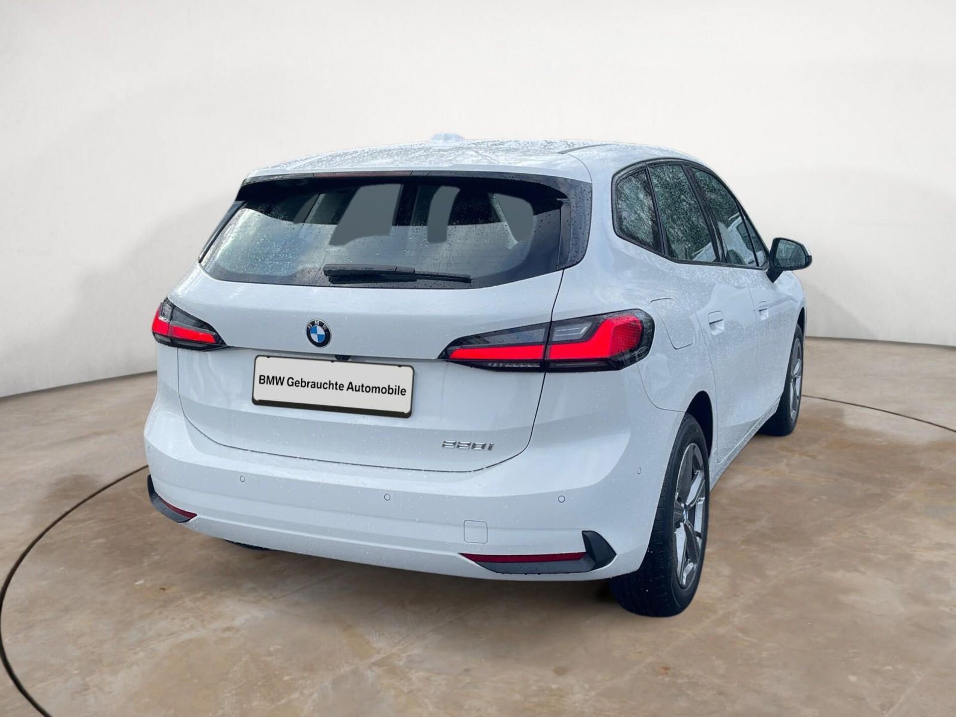 BMW Řada 2, 220i Active Tourer Adapt. LED - fotka 6