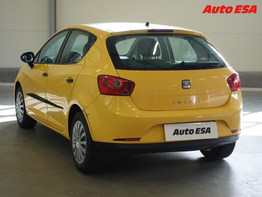 Seat Ibiza, 1.2i - fotka 6