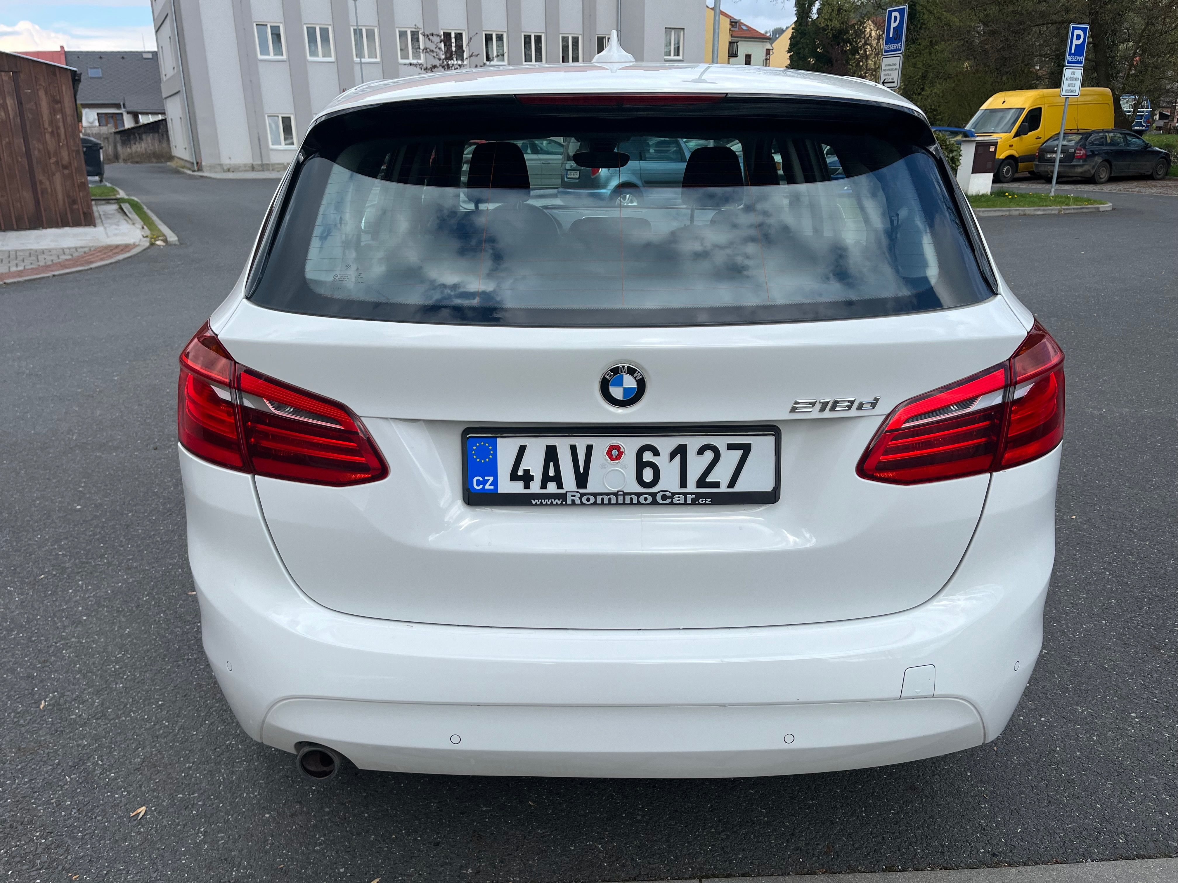 BMW Řada 2, 218d Active Tourer - fotka 5