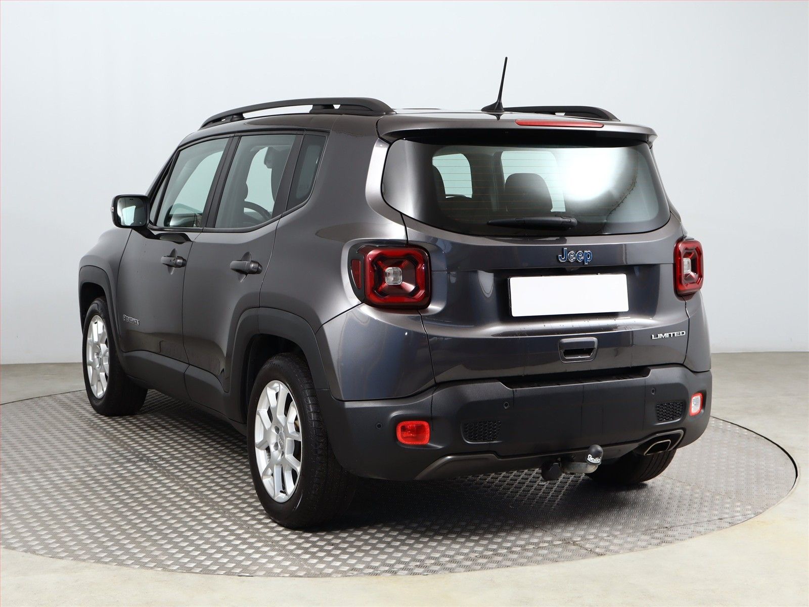 Jeep Renegade, 1.0 T-GDI, Limited, ČR,1.maj - fotka 4