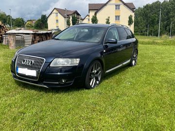 Audi A6 Allroad quattro 4.2FSI