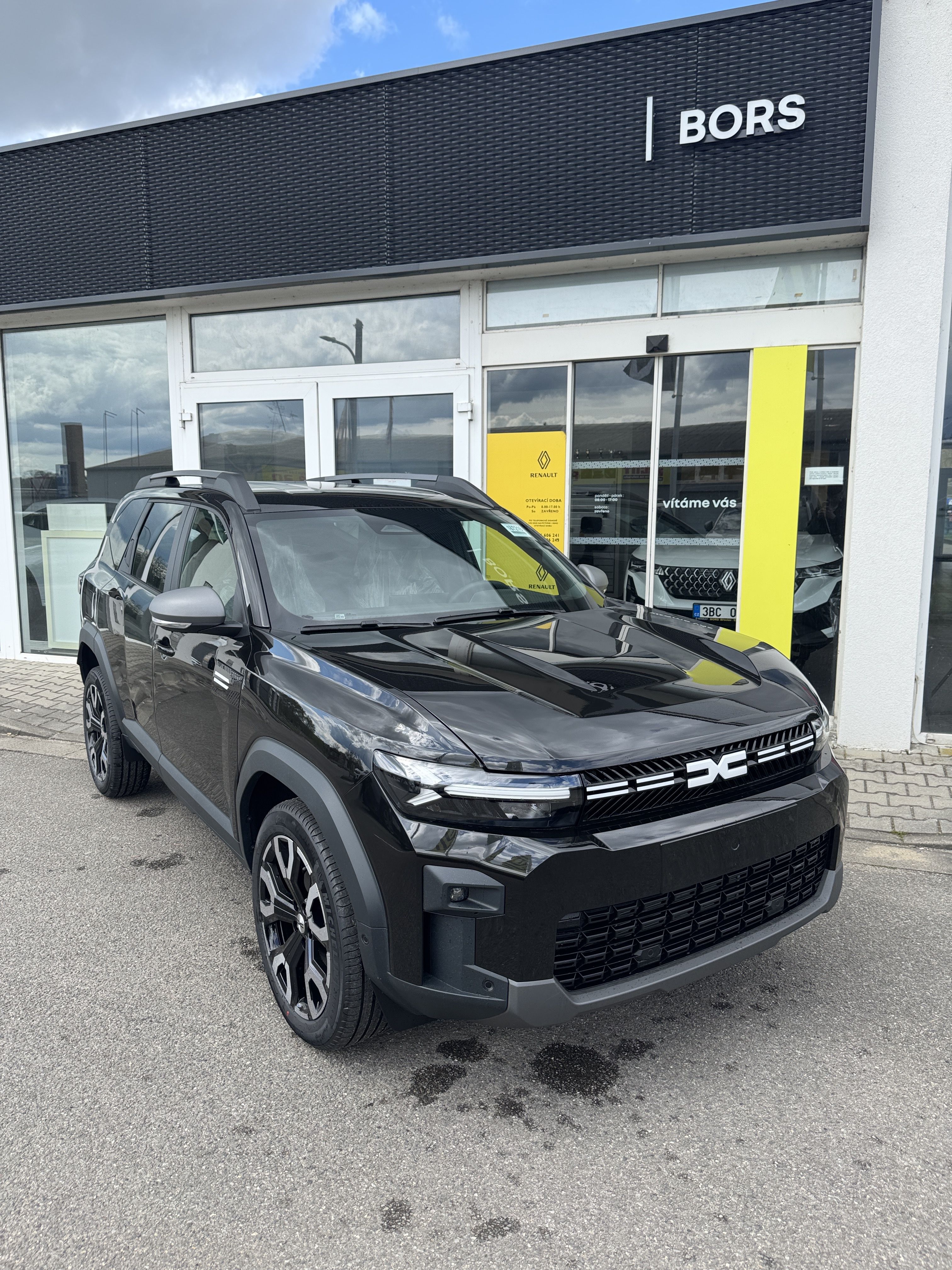 Dacia Bigster, Journey hybrid 155 - fotka 2