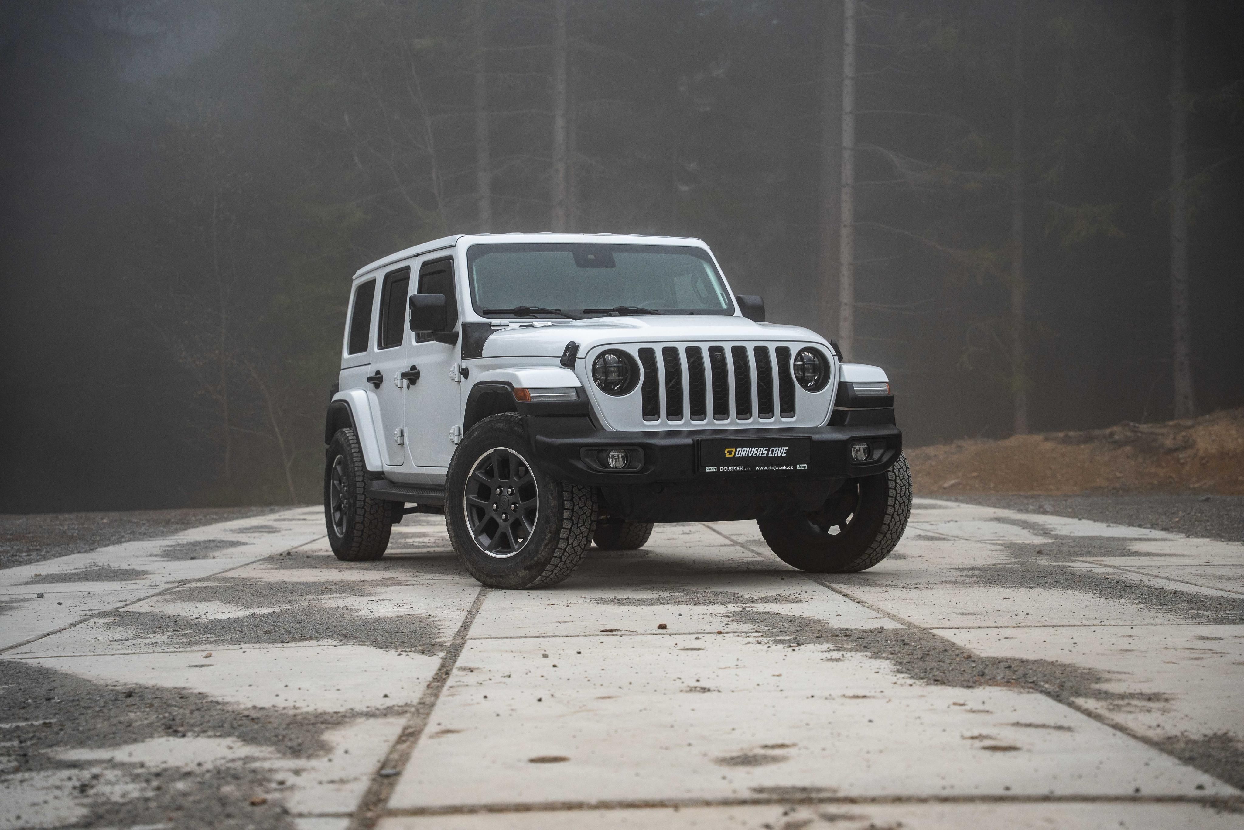 Jeep Wrangler, 2.0 Unlimited 80. Anniversary - fotka 2