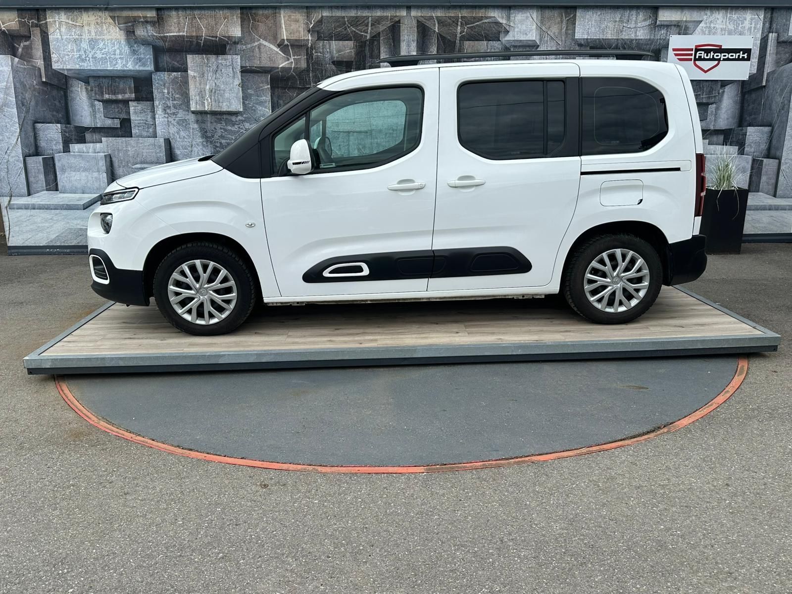Citroën Berlingo, 1.2i, 81KW, - fotka 4