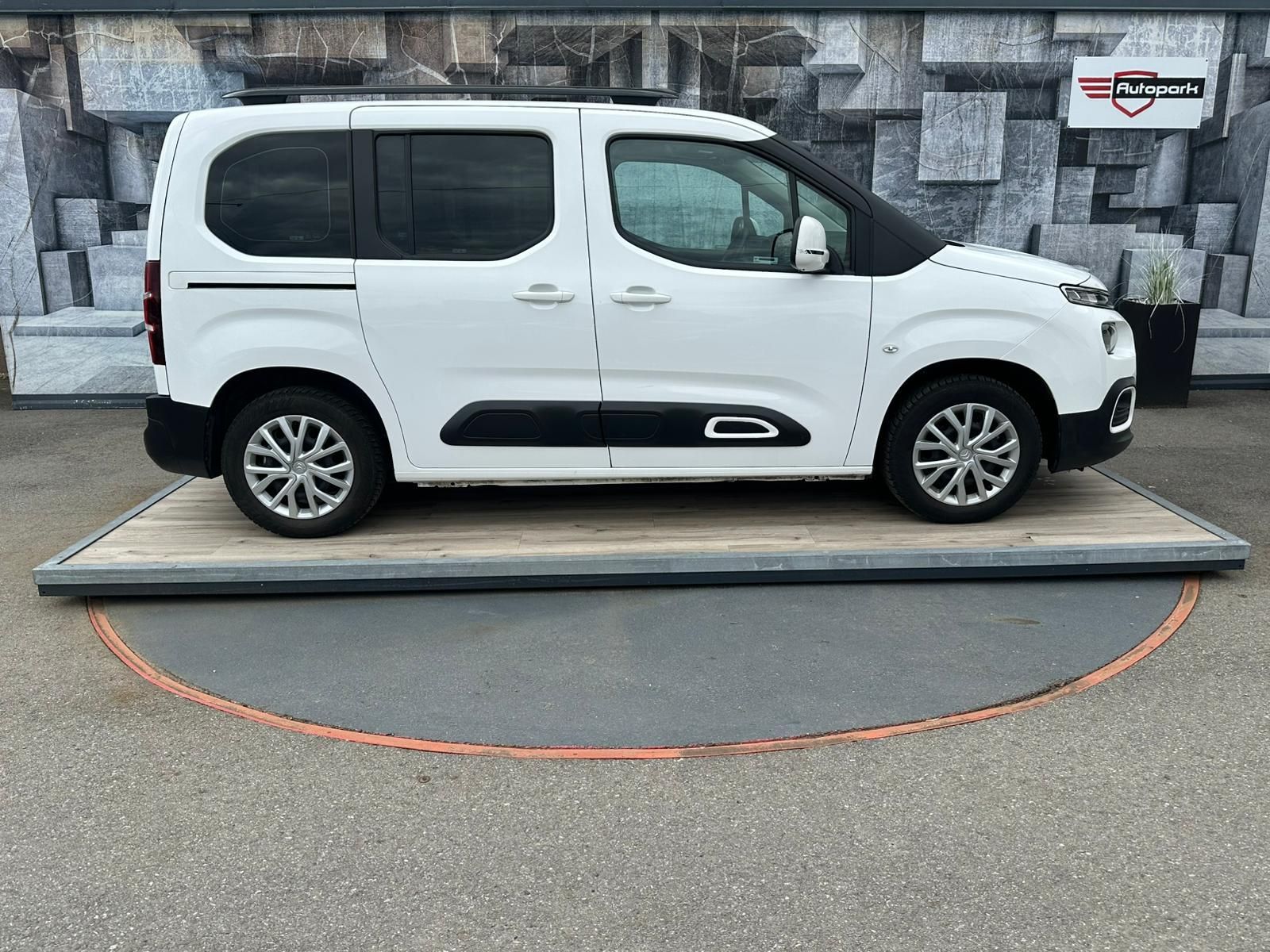 Citroën Berlingo, 1.2i, 81KW, - fotka 5