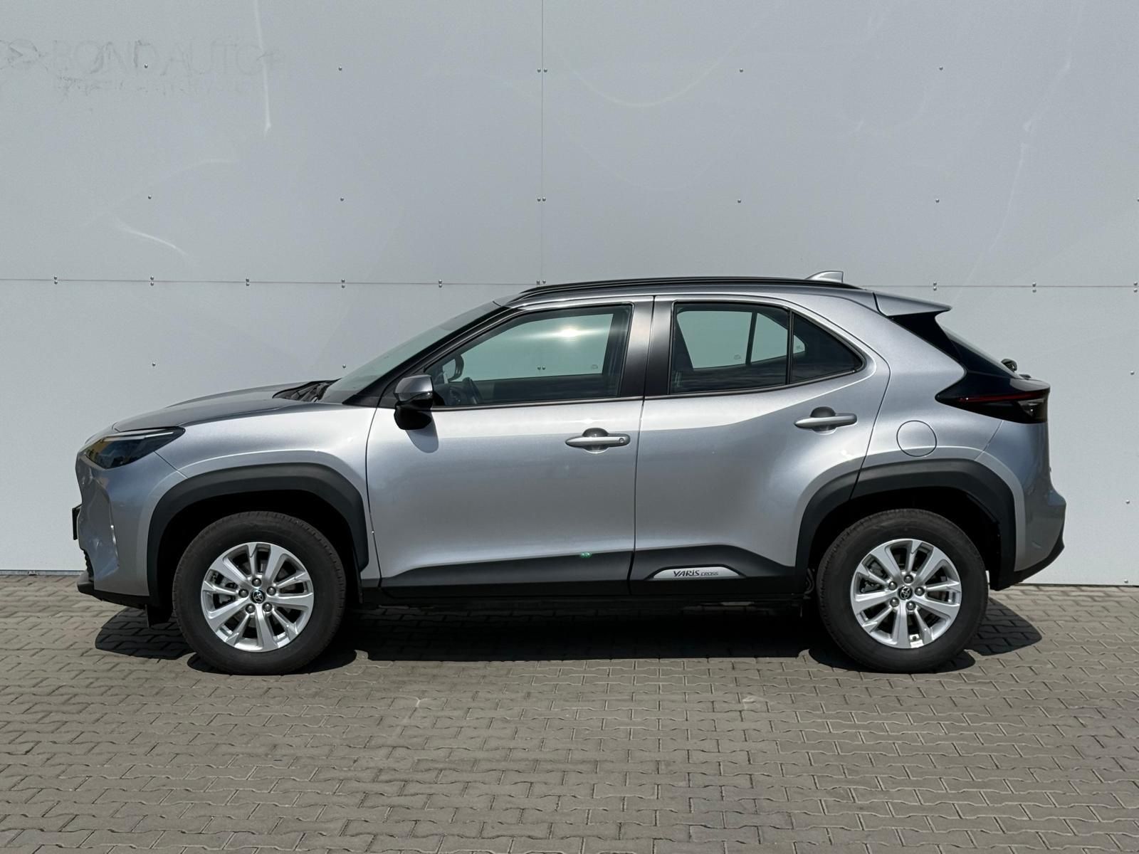 Toyota Yaris Cross, 1.5 HSD e-CVT Comfort - fotka 3