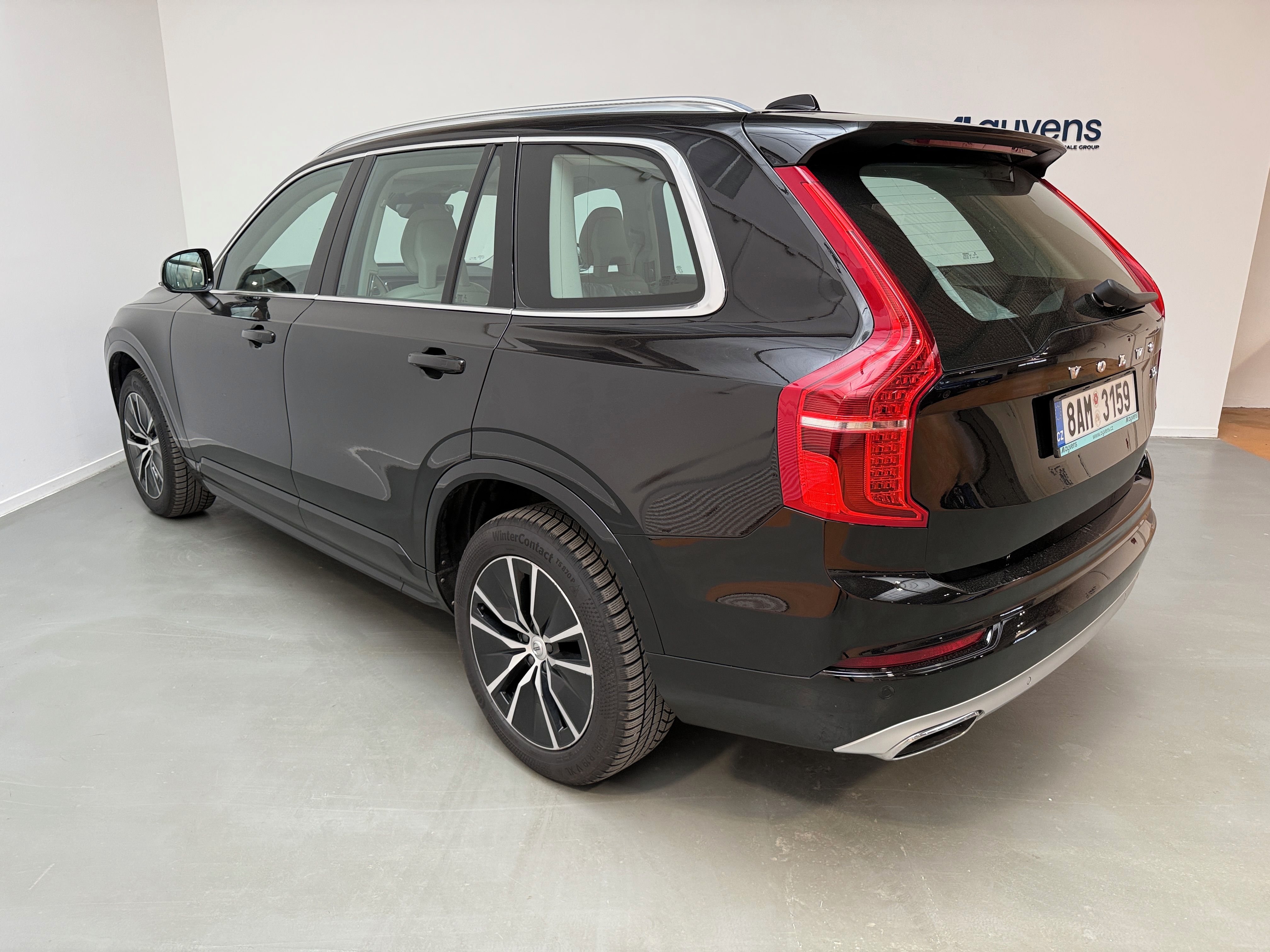 Volvo XC90, B5 AWD Momentum Pro Auto - fotka 3