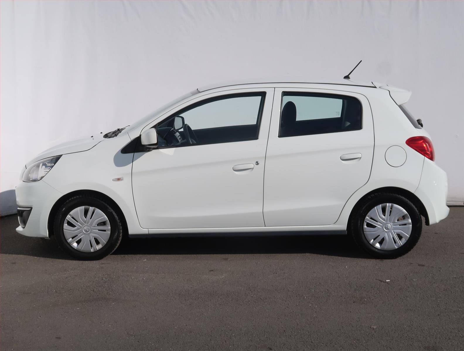 Mitsubishi Space Star, 1.0 MIVEC, Klima, El. okna - fotka 3