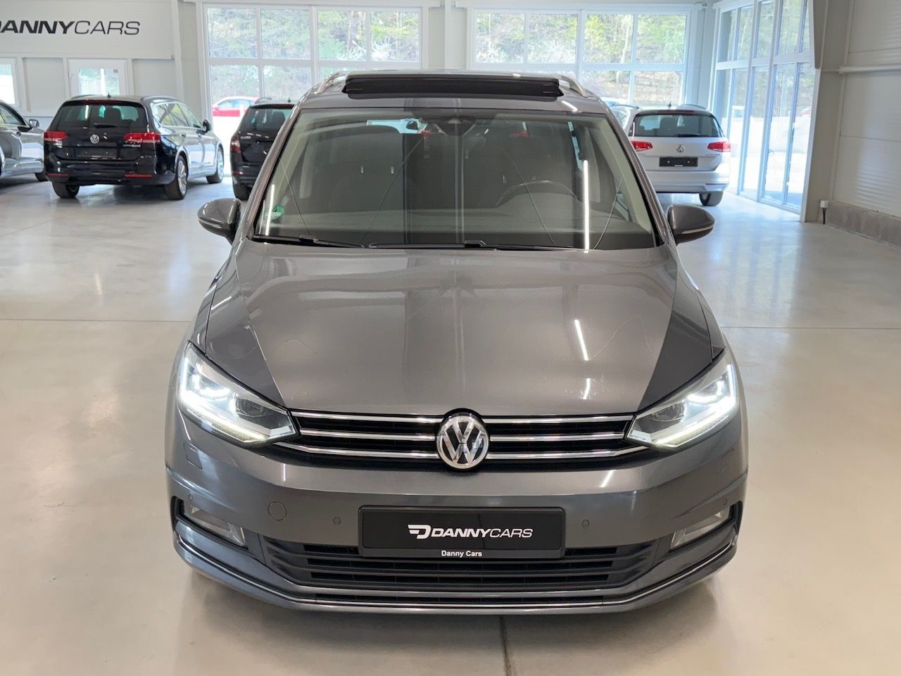 Volkswagen Touran, 2.0TDI, edice SOUND, 7 MÍST - fotka 4