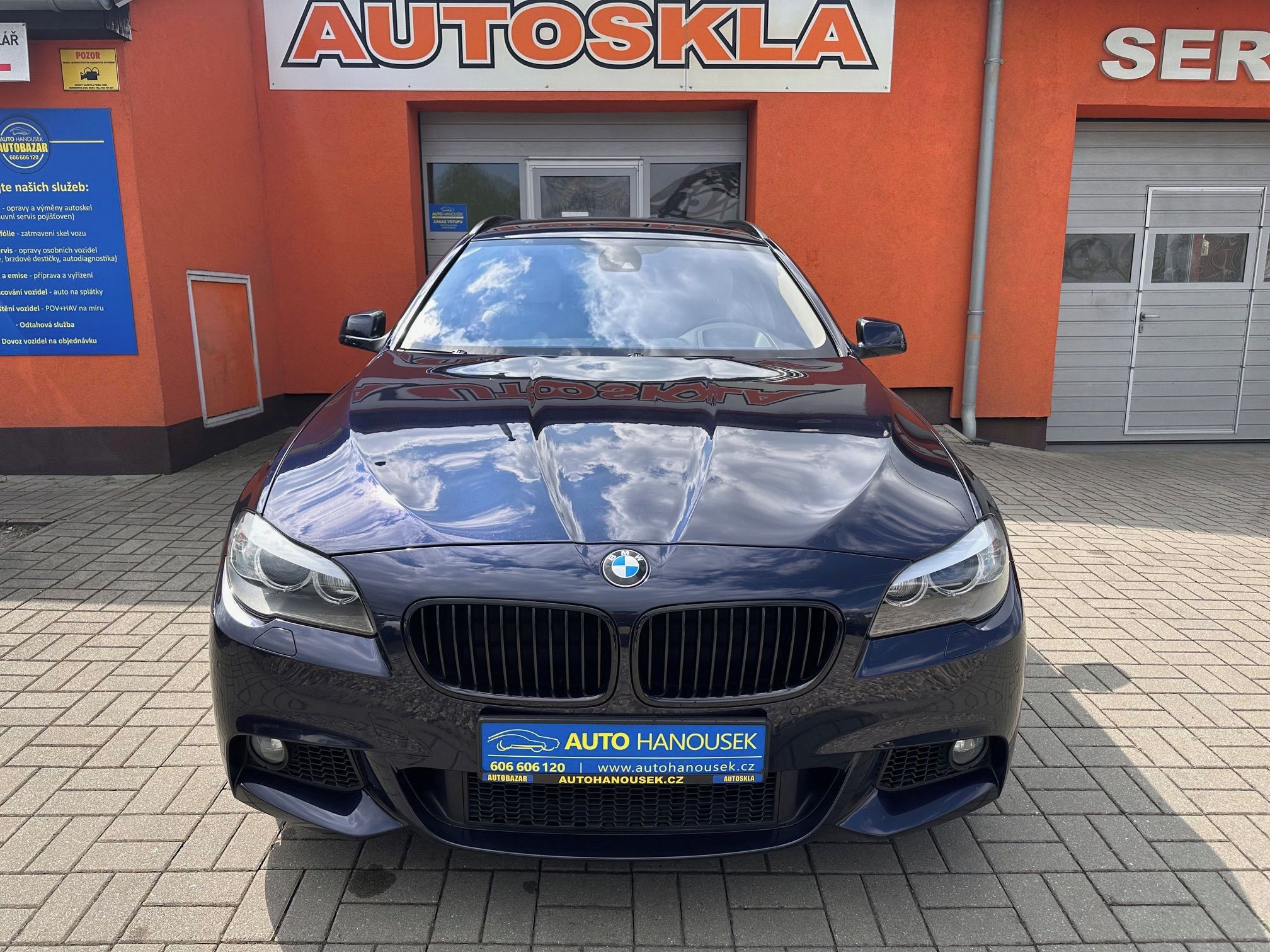 BMW Řada 5, 523i 3.0 V6 HUD,ACC,NIGHT - fotka 5