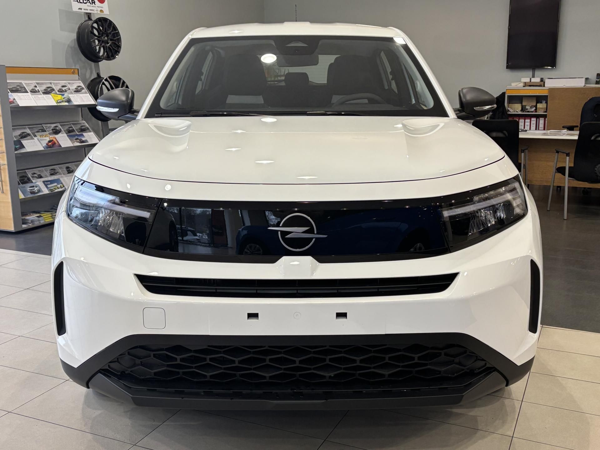 Opel Frontera, EDITION 1.2 TURBO Hybrid - fotka 2