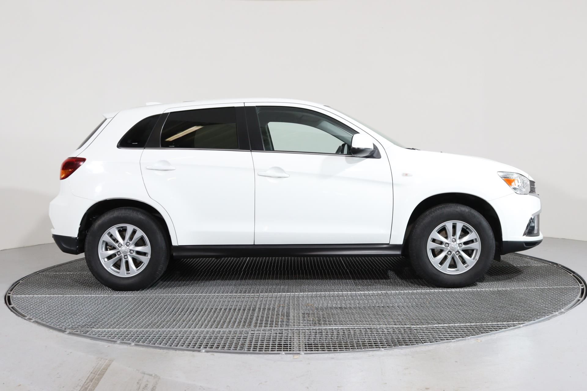 Mitsubishi ASX, 1,6i  86 kW - fotka 3