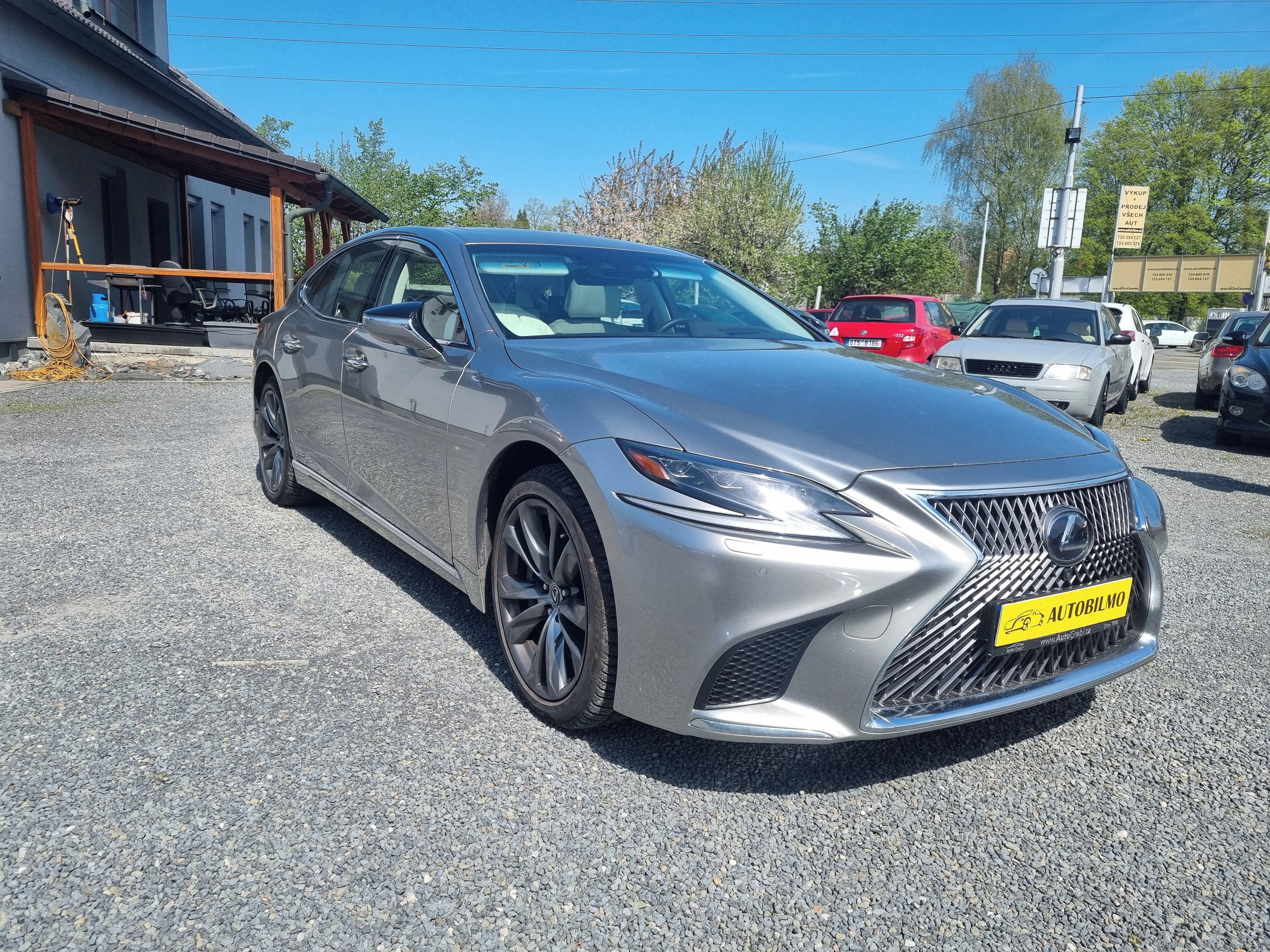 Lexus LS - fotka 2