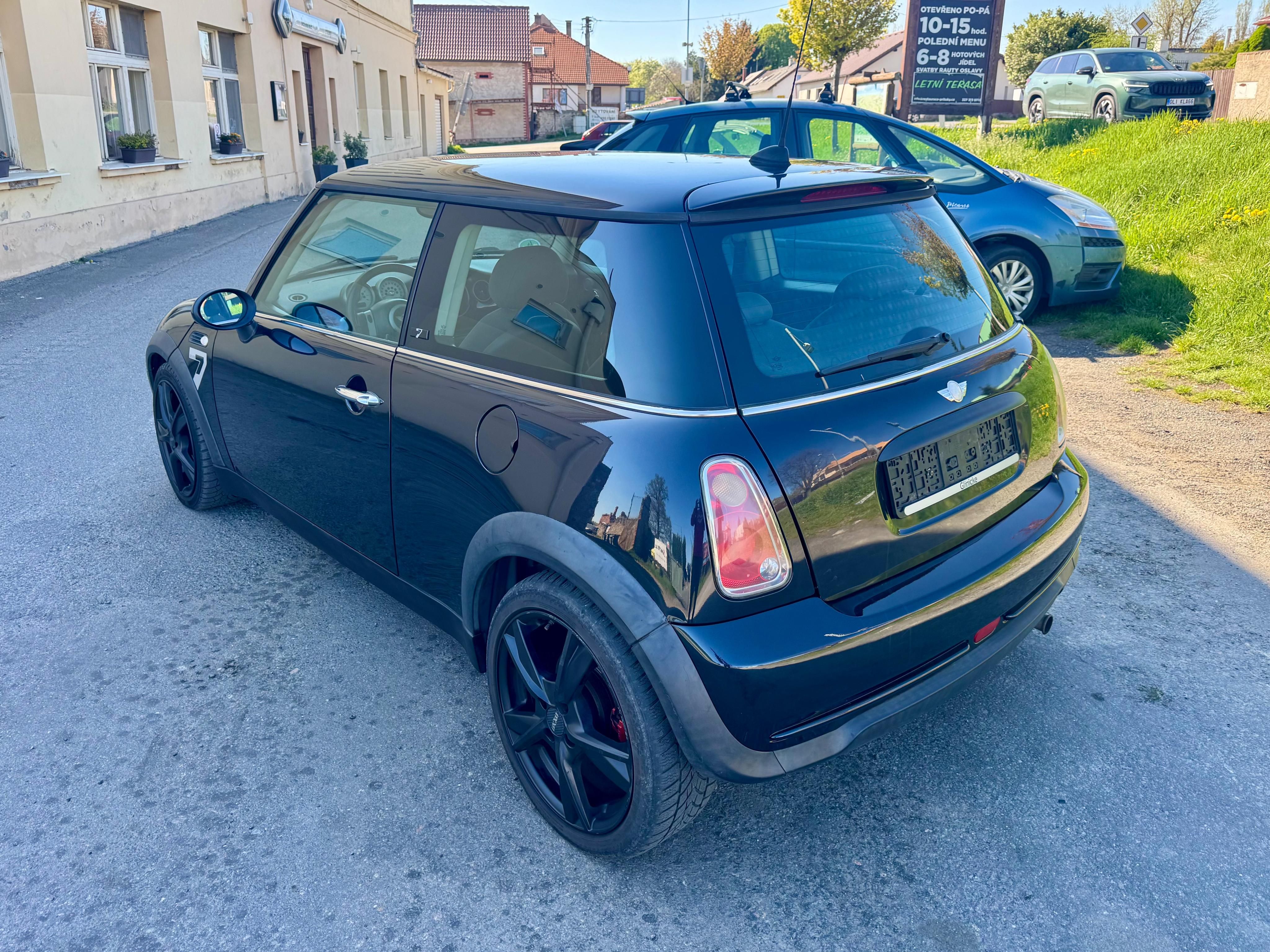 Mini One, Seven edition  1.6i 66kW.Navi - fotka 3