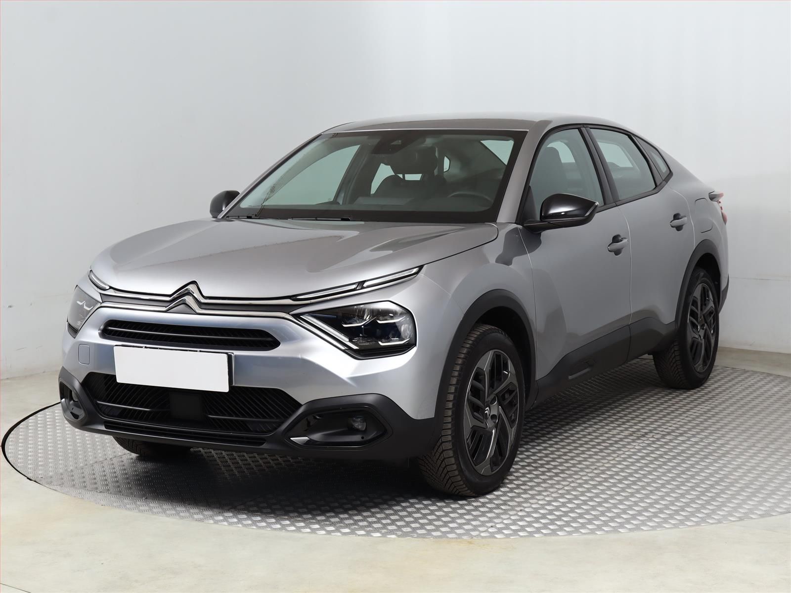 Citroën C4 X, 1.2 PureTech, Automat, ČR - fotka 2