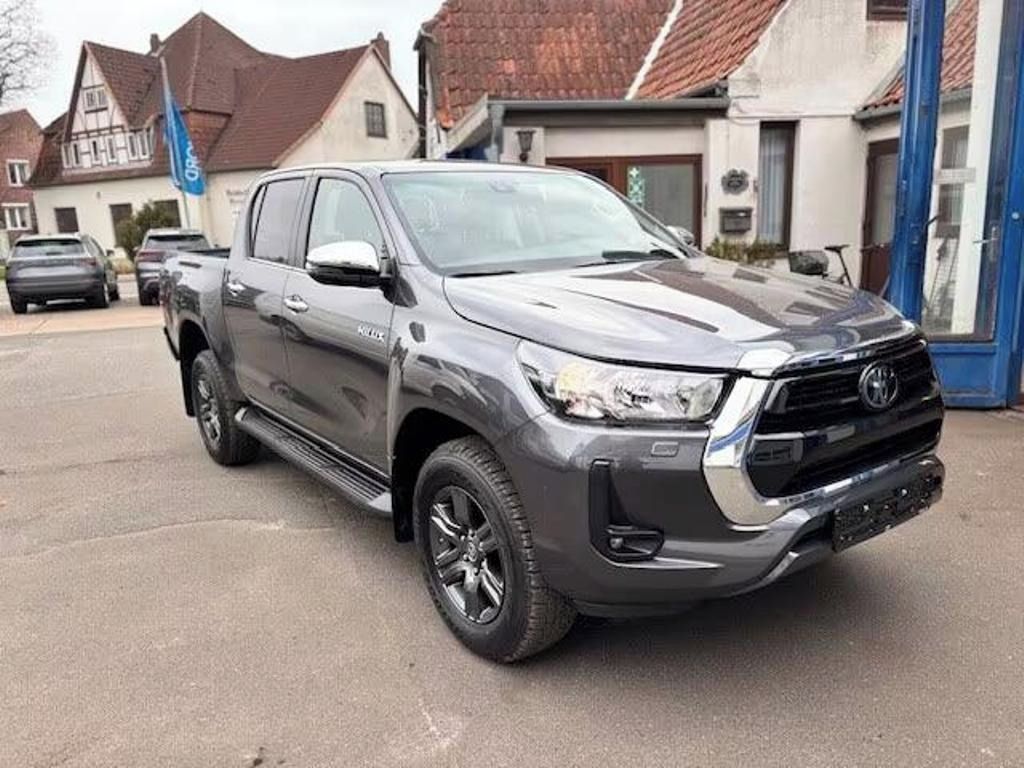 Toyota Hilux, 2.4 Double Cab 4x4*Kamera* - fotka 3