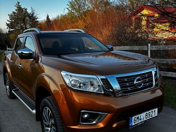 Nissan Navara 2.3dCi Tekna DPH