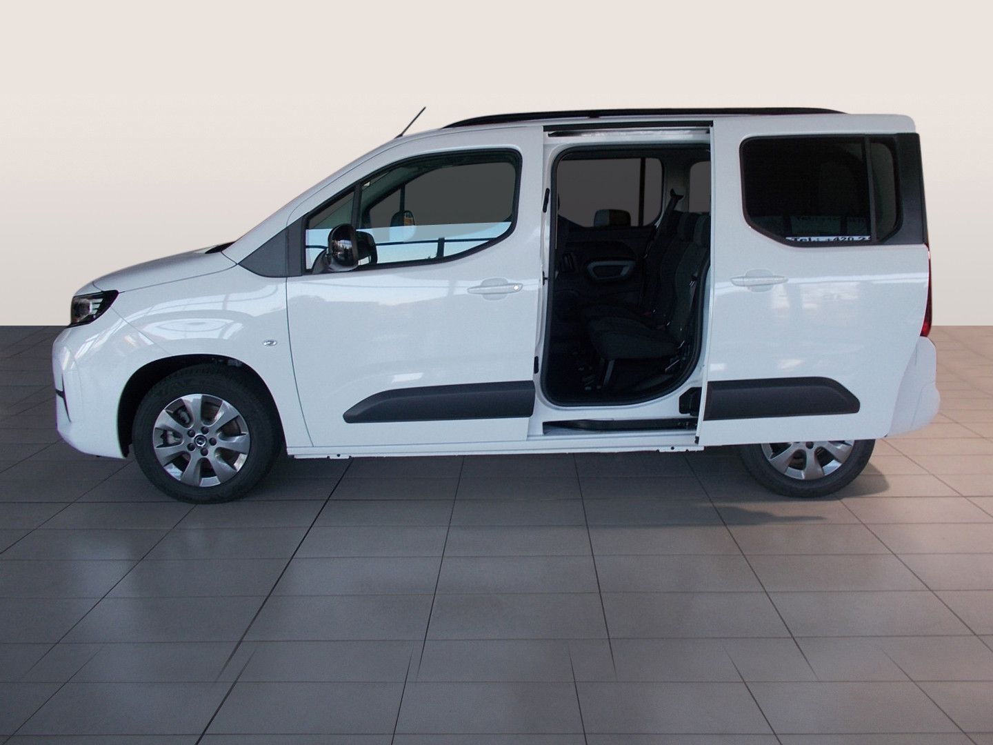 Opel Combo, Edition Plus L1H1 1.2 TURBO (8 - fotka 6