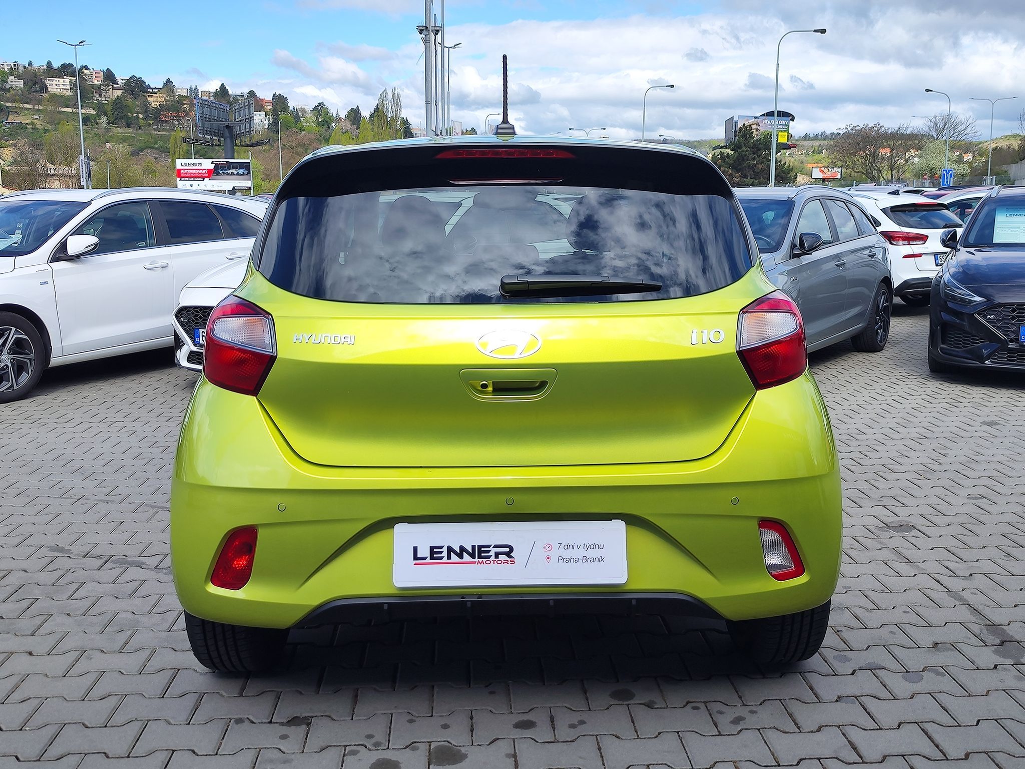 Hyundai i10, 1.0i/46kW Smart 15 - fotka 6