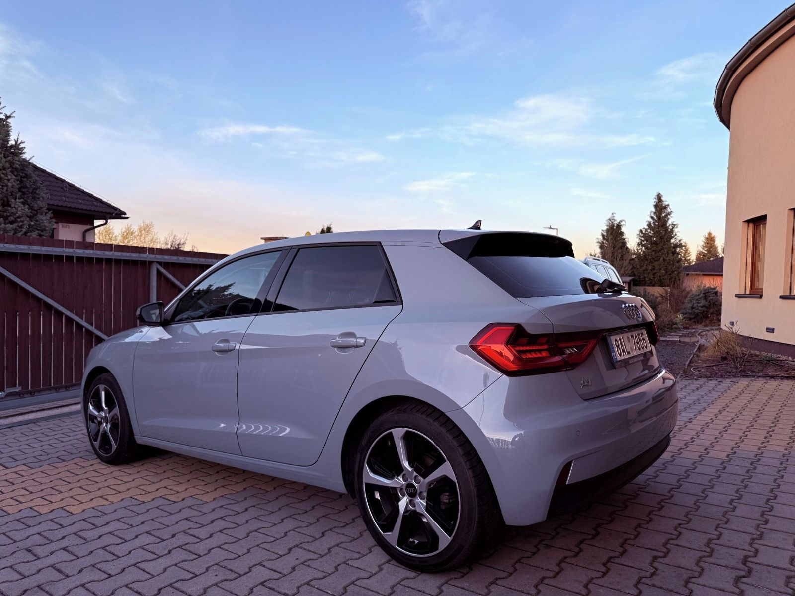 Audi A1, 30 TFSi 85kW S Tronic Virtual - fotka 4