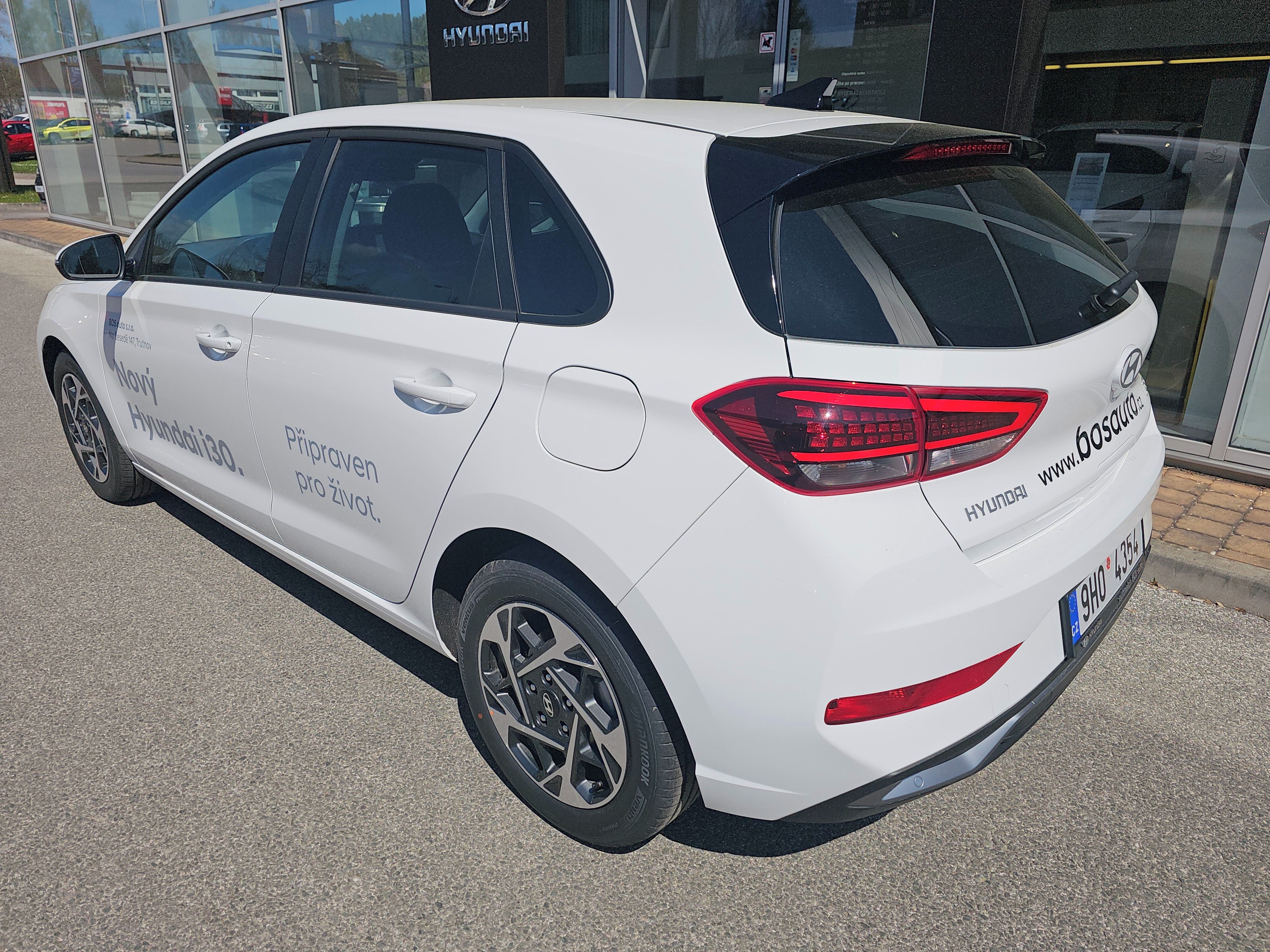 Hyundai i30, HB Turbo 85kw SMART model 2026 - fotka 3