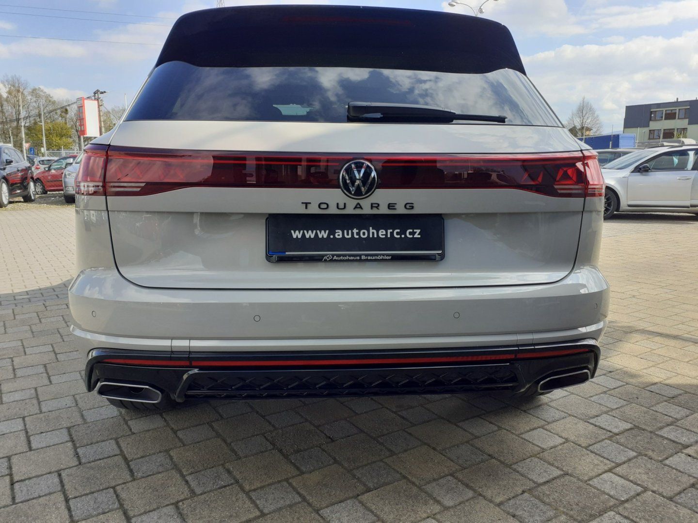 Volkswagen Touareg, 3.0 V 6 TDi R-Line - fotka 5