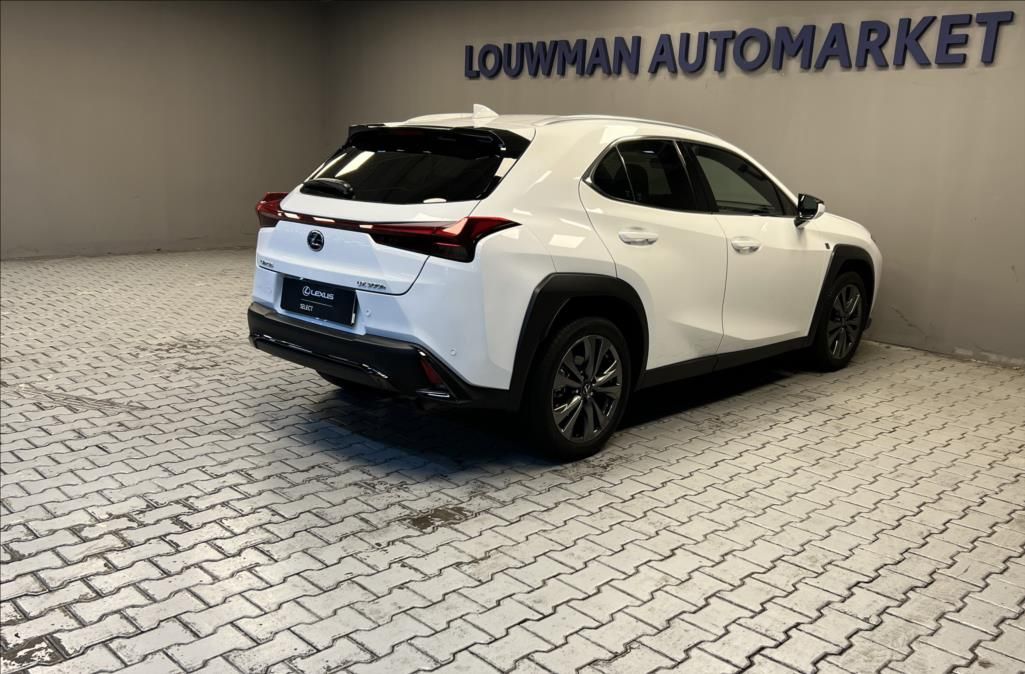Lexus UX 300h, 300H 2,0 HEV F SPORT DESIGN - fotka 2