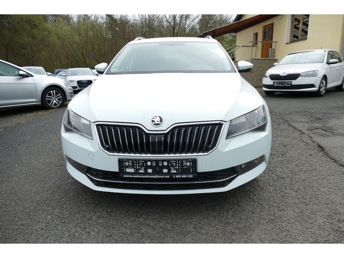 Škoda Superb, 1,4TSI 110KW DIGI-KLIMA - fotka 4