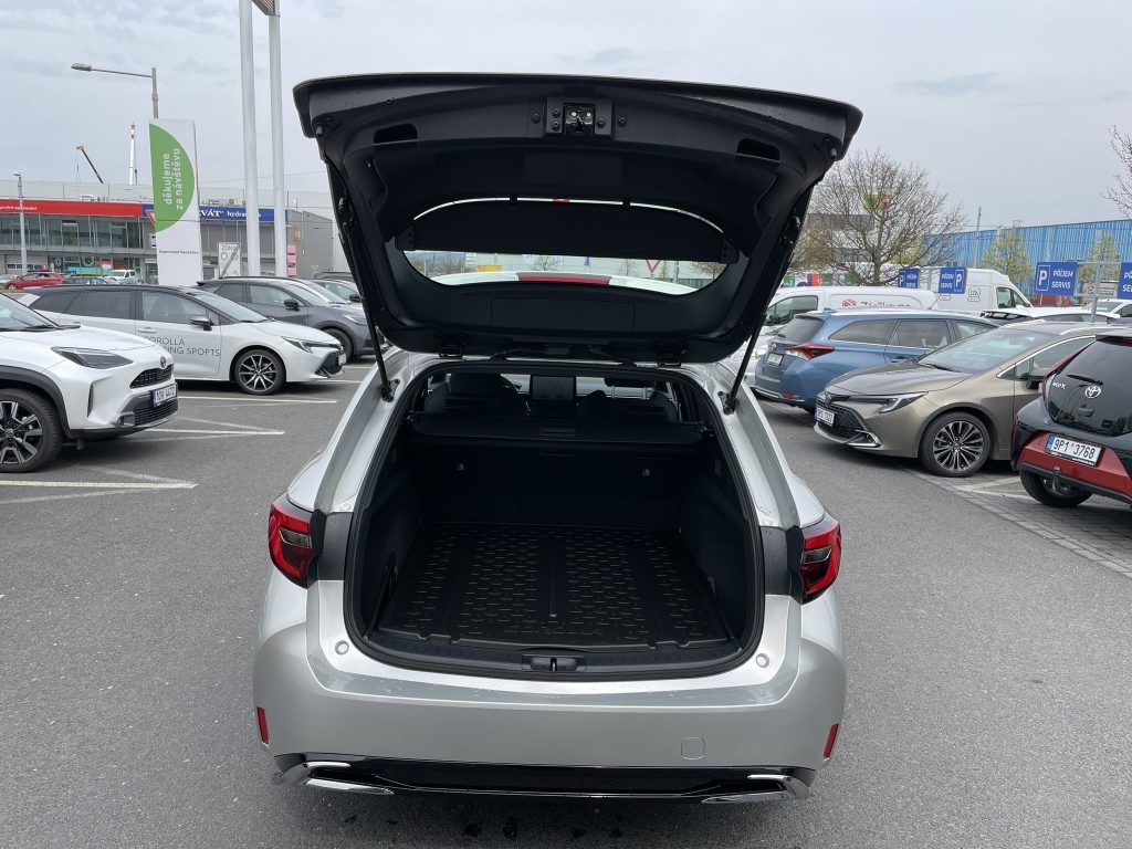 Toyota Corolla, TS 1.8 HEV - fotka 6