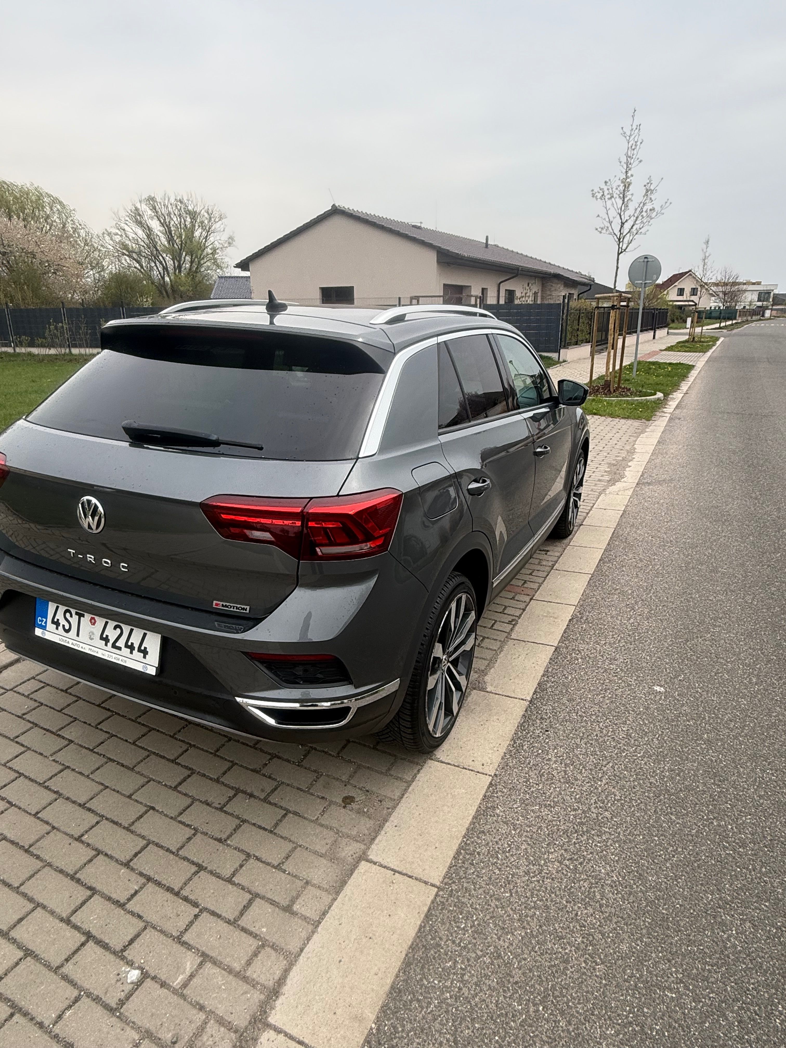 Volkswagen T-Roc, VW T-Roc Sport 2.0 TSI 4Motion - fotka 5