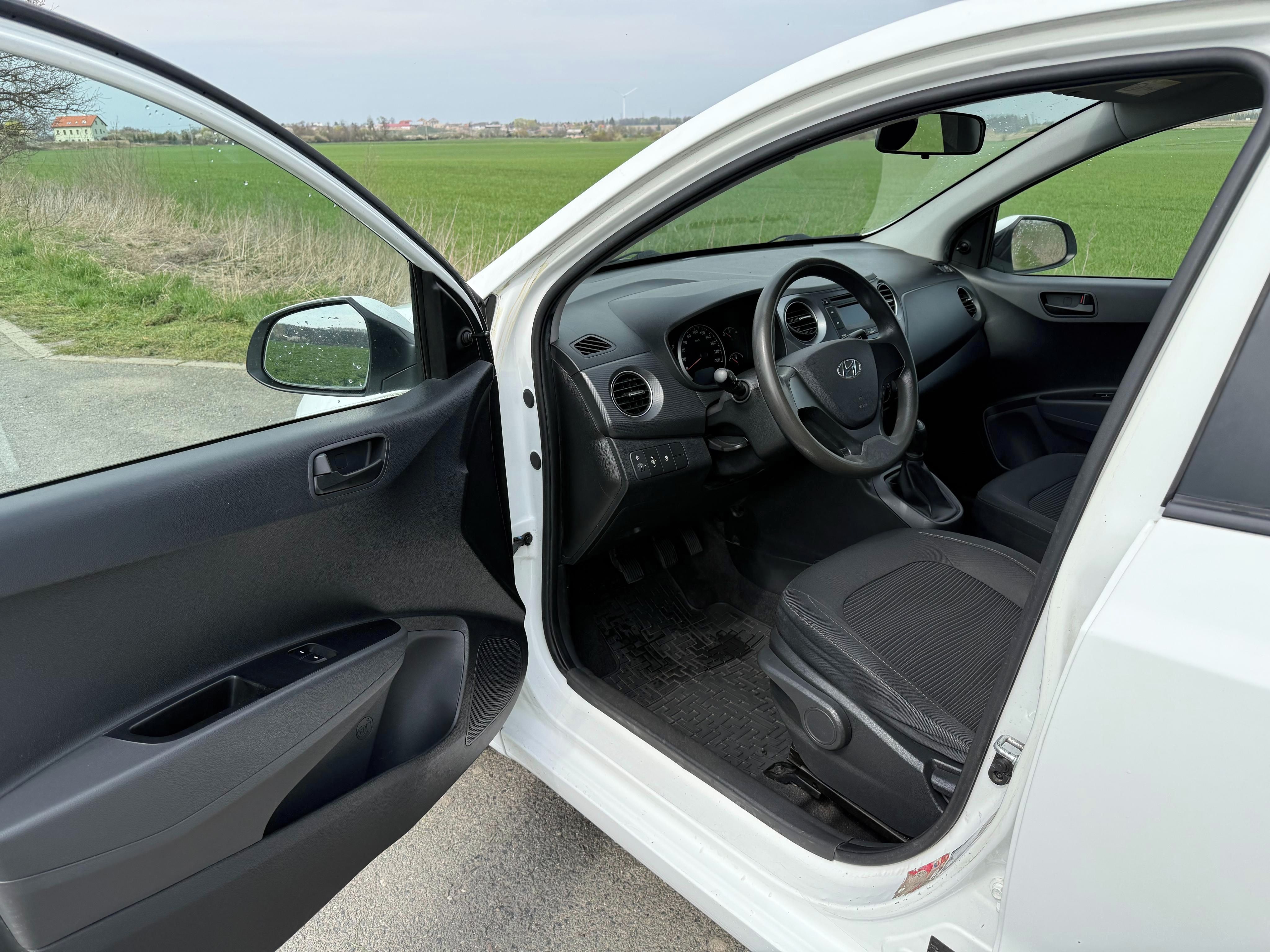 Hyundai i10, 1,0i 2016 - fotka 5