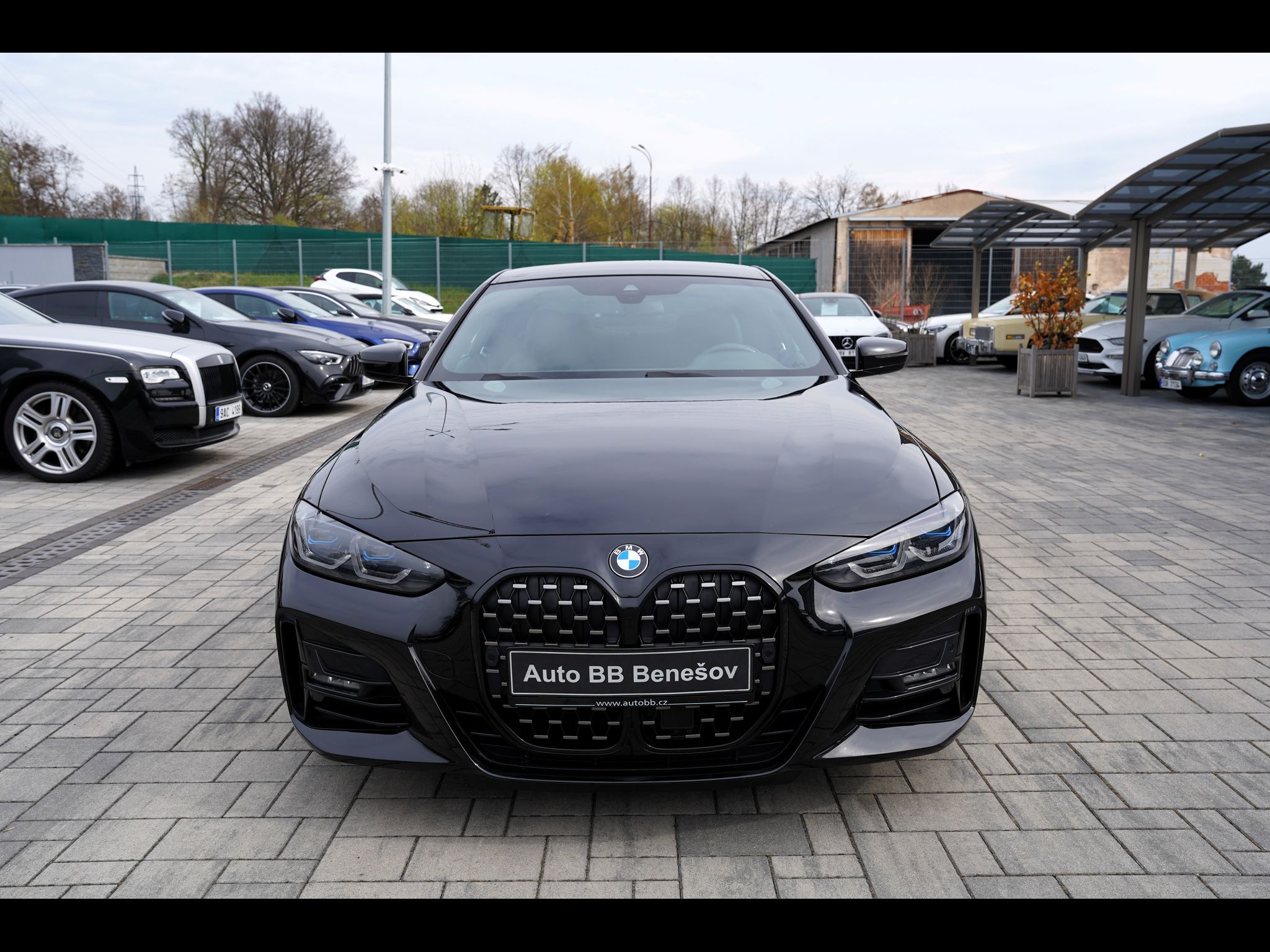 BMW Řada 4, 430i coupe Mpaket/Lasery/260PS