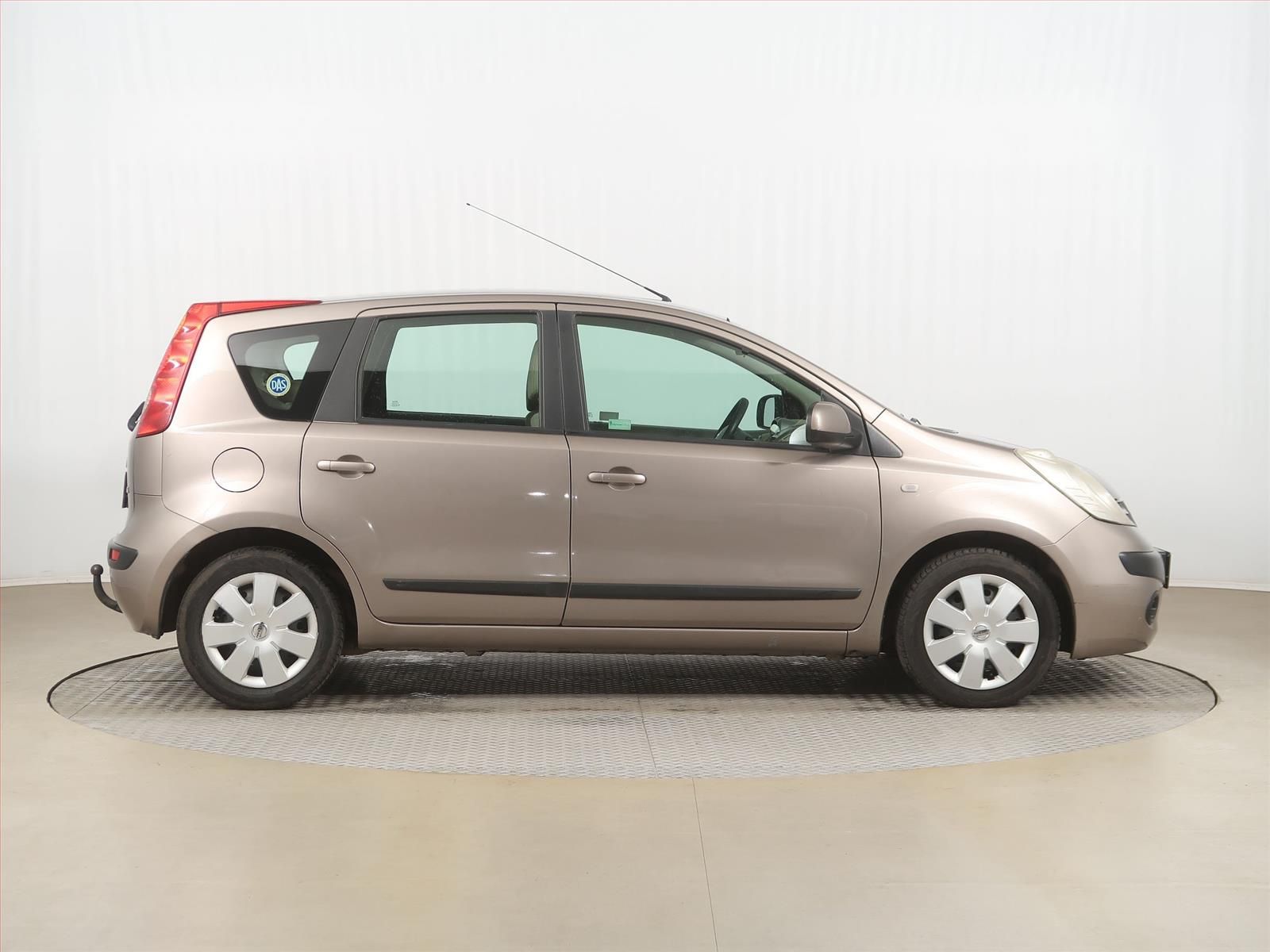 Nissan Note, 1.5 dCi, rezervace - fotka 6