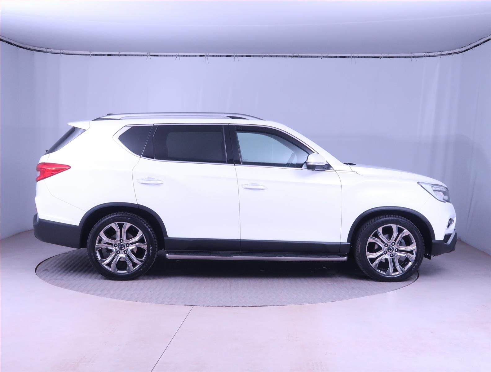 SsangYong Rexton, 2.2 Diesel, 4X4, Automat - fotka 6