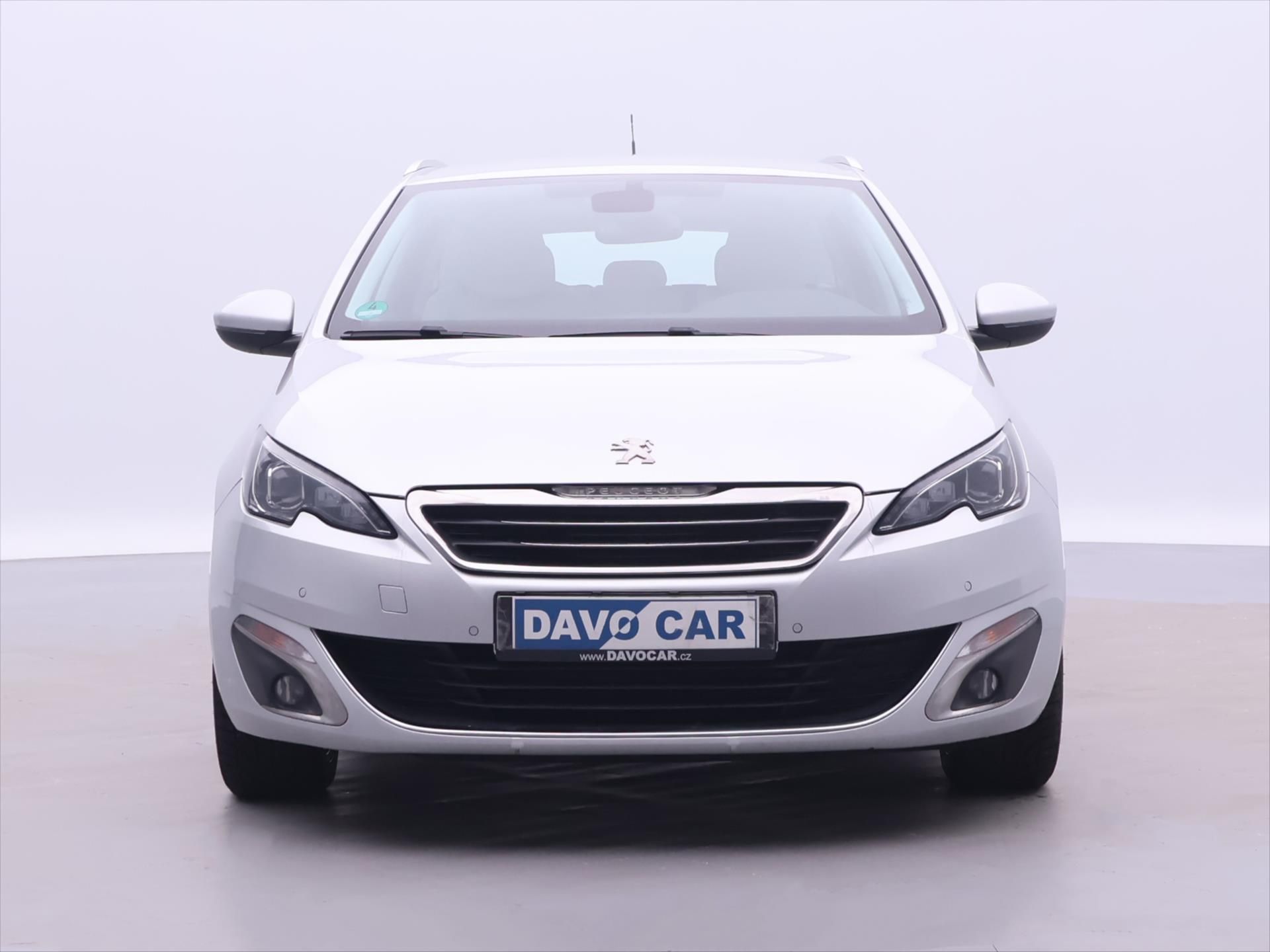 Peugeot 308, 2,0 BlueHDI 110kW Aut. Allure - fotka 2