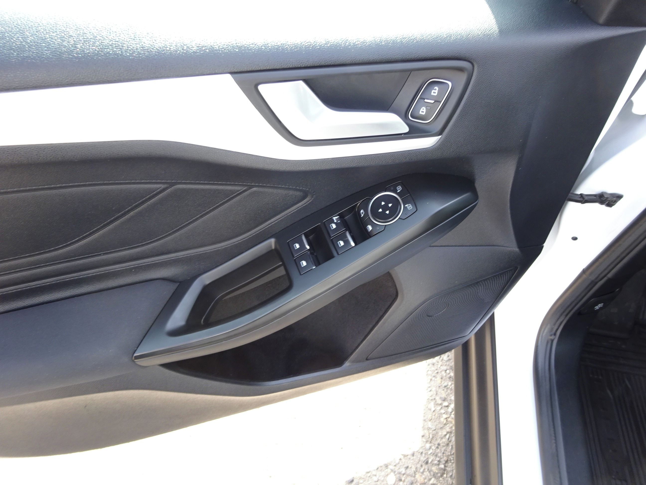 Ford Focus, 1.5 TDCI (88 kw) 2.Maj.el.serv - fotka 6