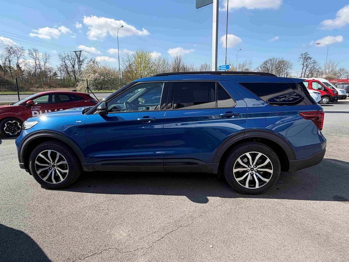 Ford Explorer, ST-Line PHEV - fotka 6