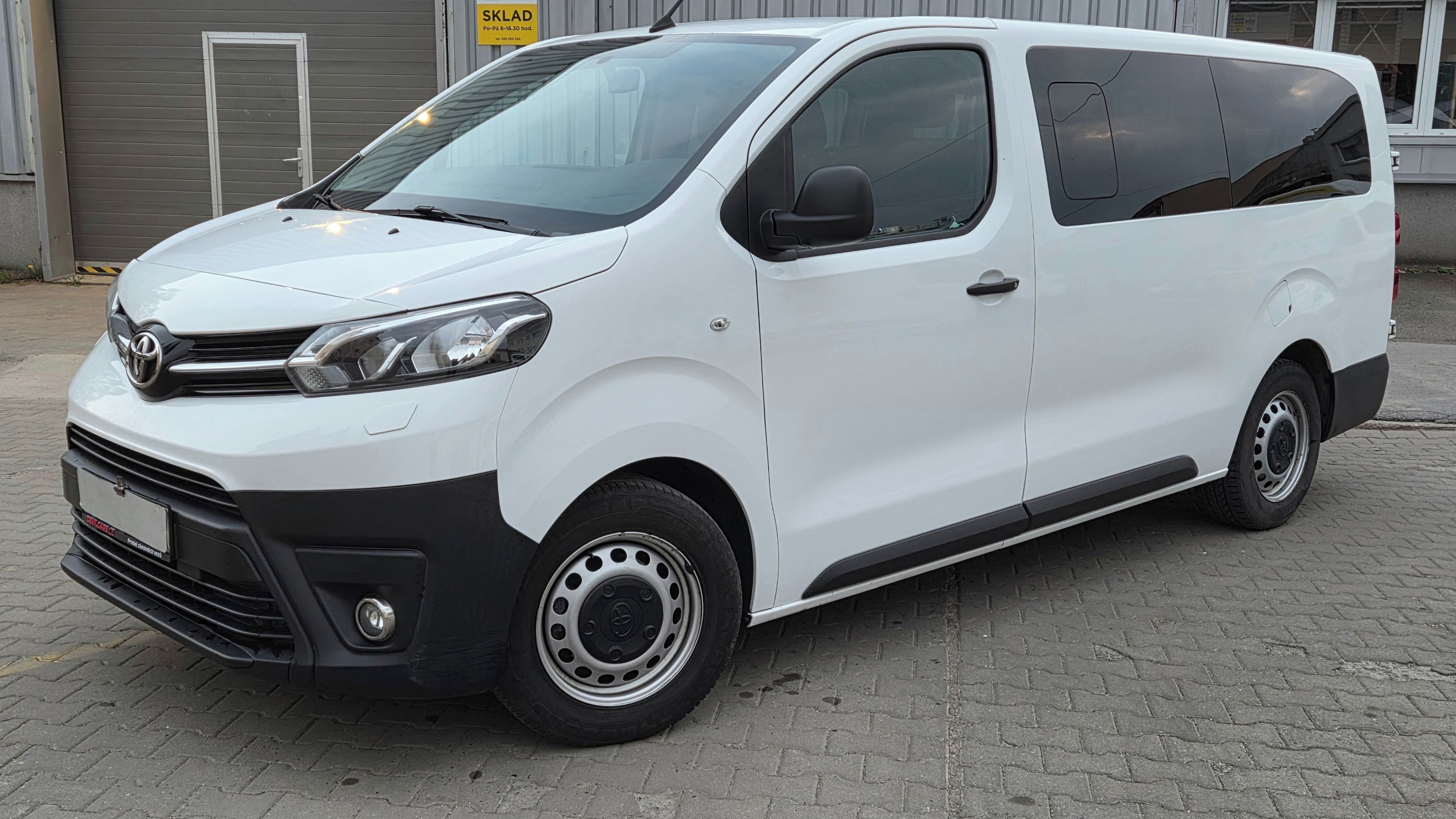 Toyota Proace, 2.0 D-4d, L3, 9 míst, DPH, ČR