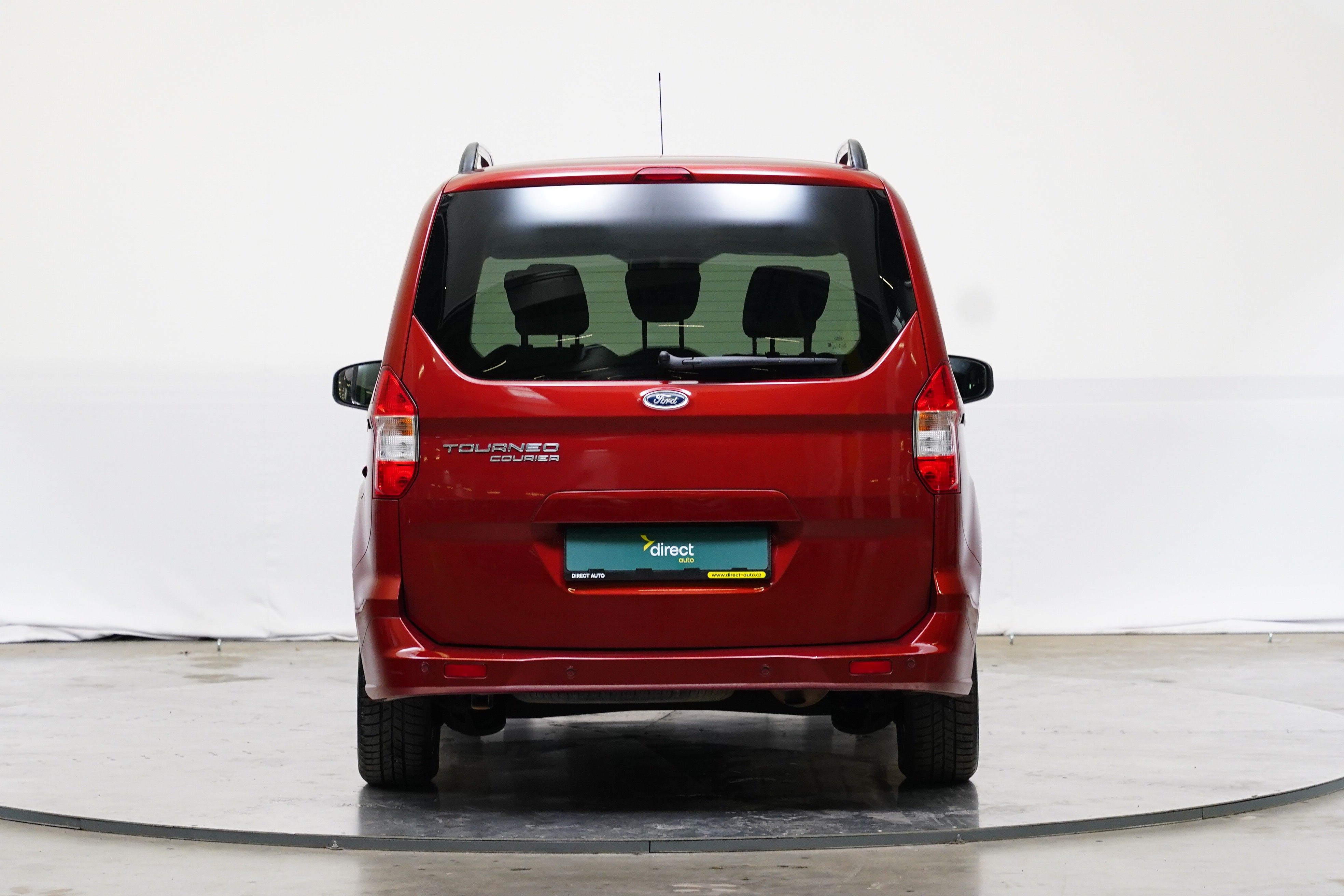 Ford Tourneo Courier, 1.5 TDCi 74 kW Trend - fotka 6