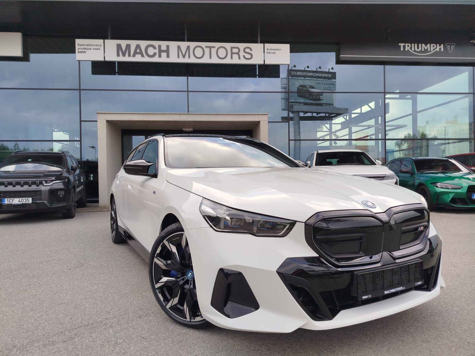 BMW, i5 M60 xDrive Touring TOP - fotka 2