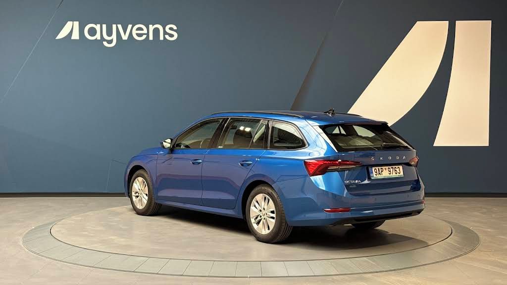 Škoda Octavia, 2.0 TDI 85kW Ambition Combi - fotka 3