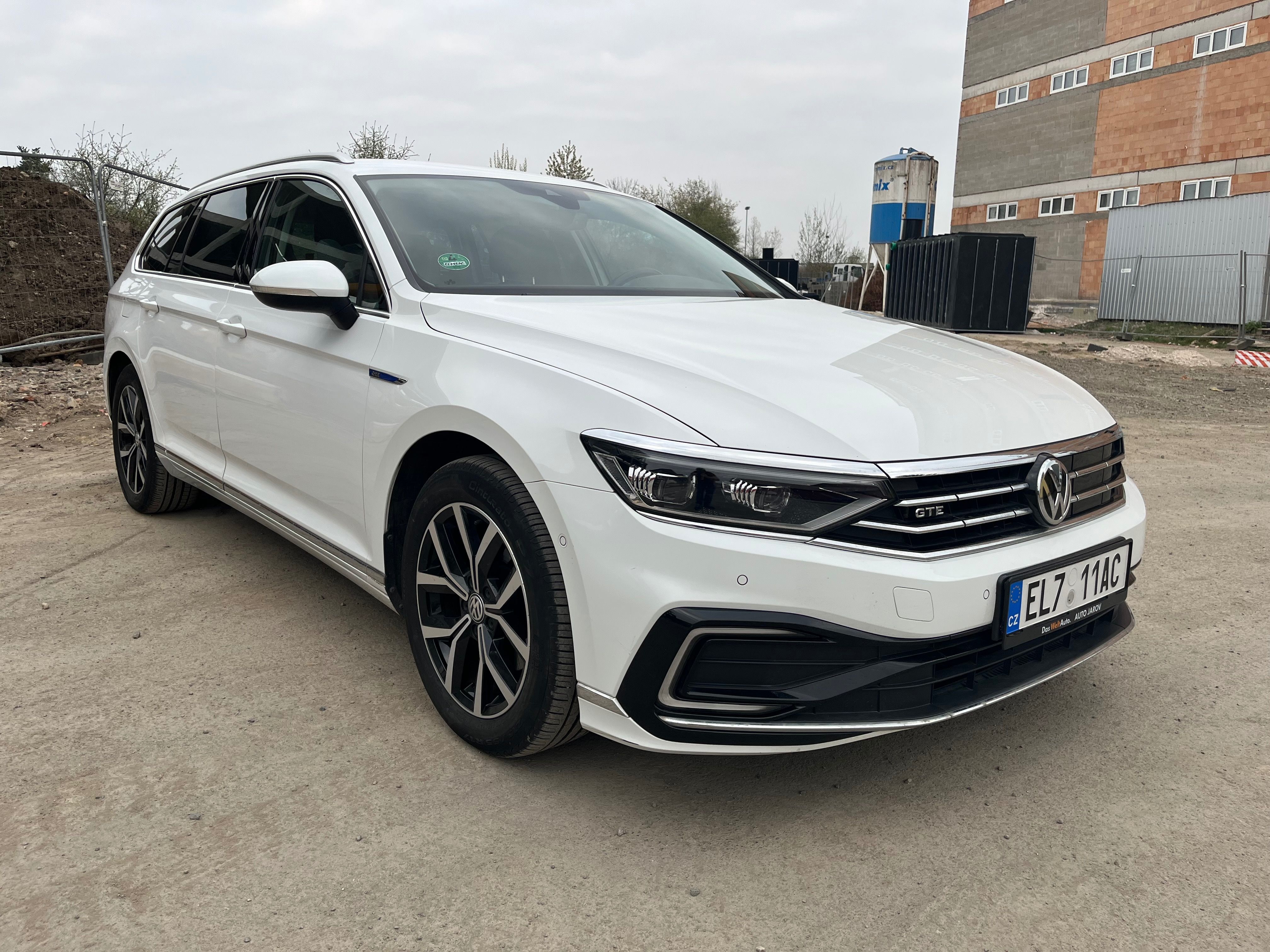 Volkswagen Passat, 1,4 TSI Plug-in-Hybrid ČR - fotka 3