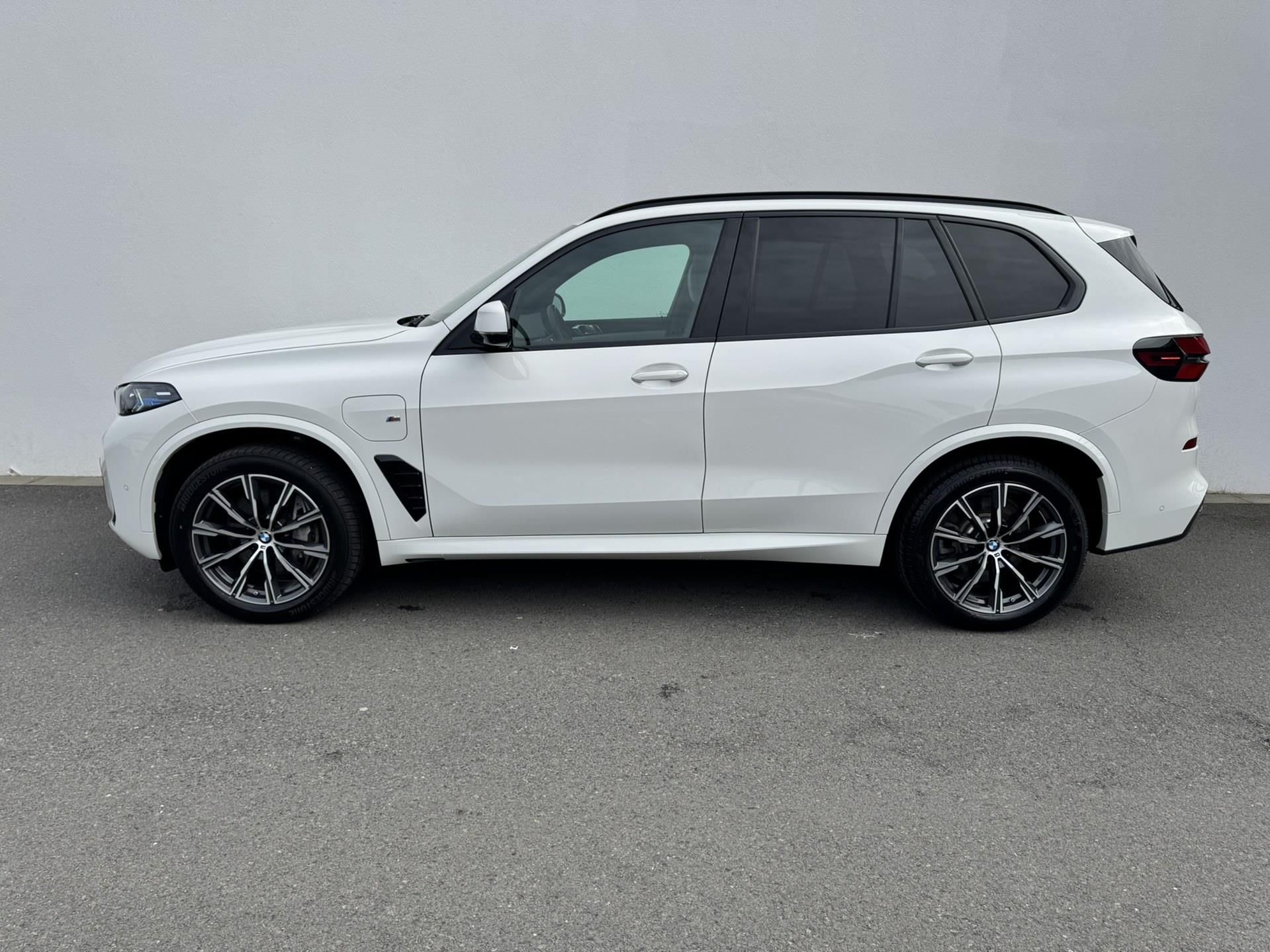 BMW X5, X5 xDrive50e Tažné Panorama - fotka 3