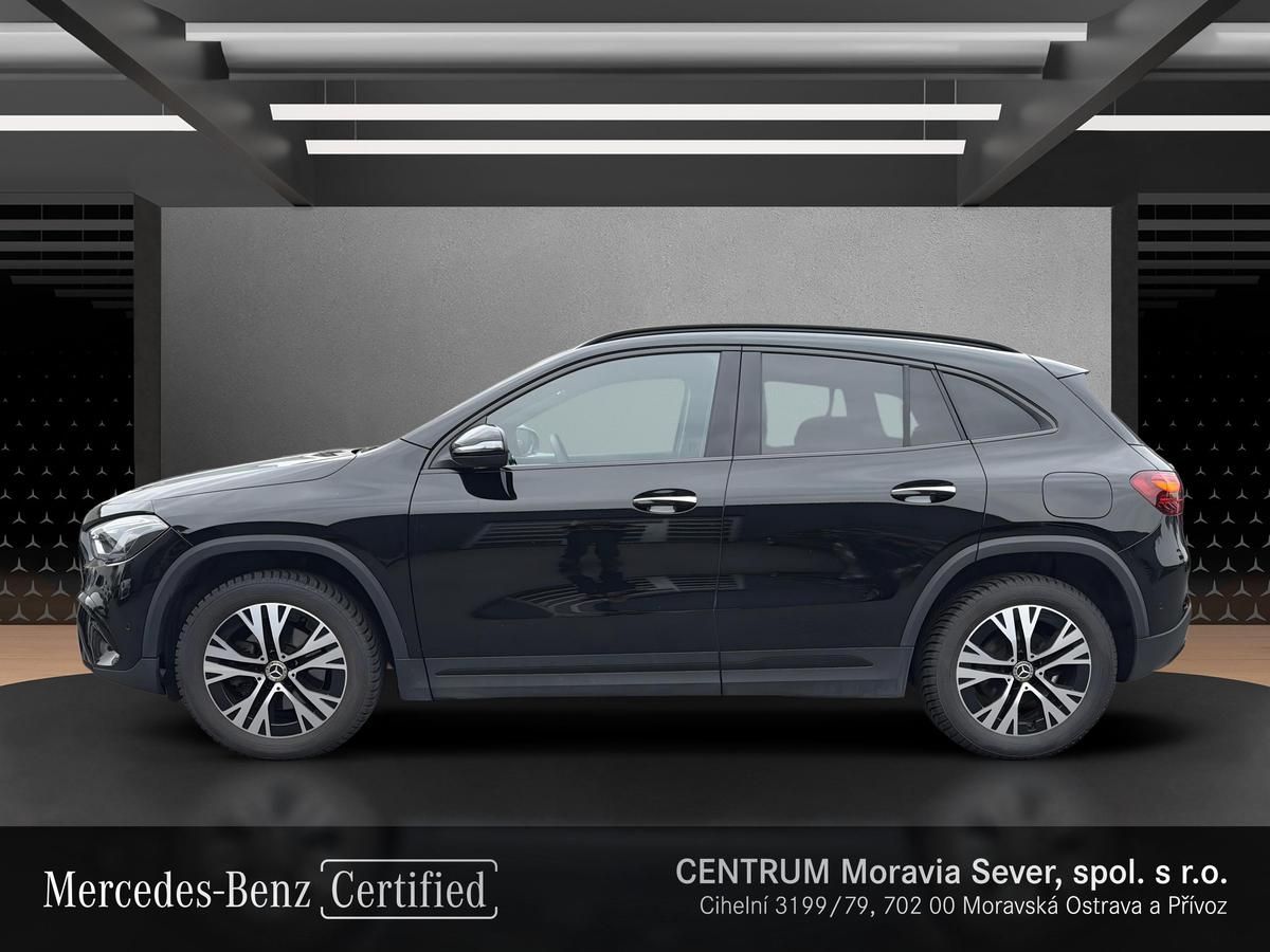 Mercedes-Benz GLA, 200d 4M - fotka 2