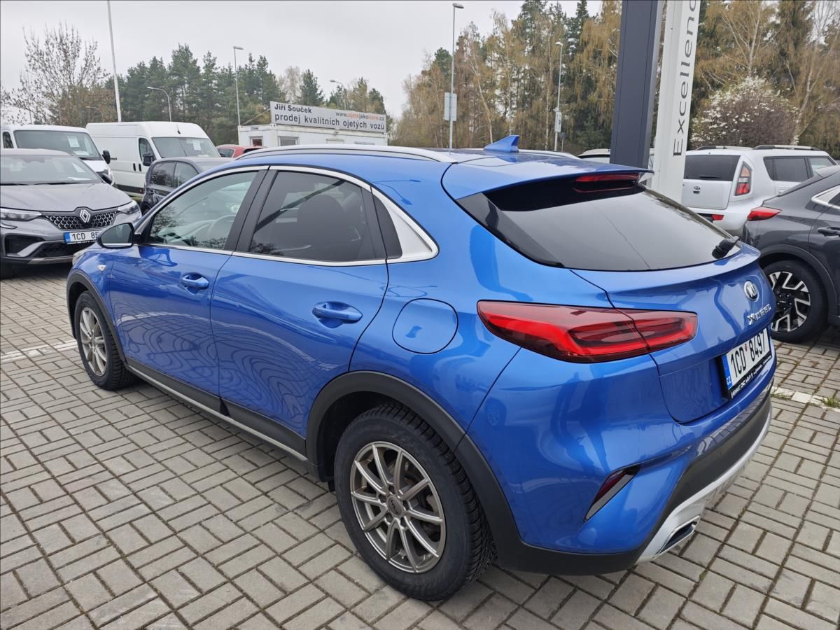 Kia XCee´d, 1,5 T-GDI  Exclusive - fotka 4
