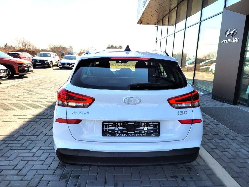 Hyundai i30, 1,0 T-GDI 85kW MT COMFORT - fotka 5
