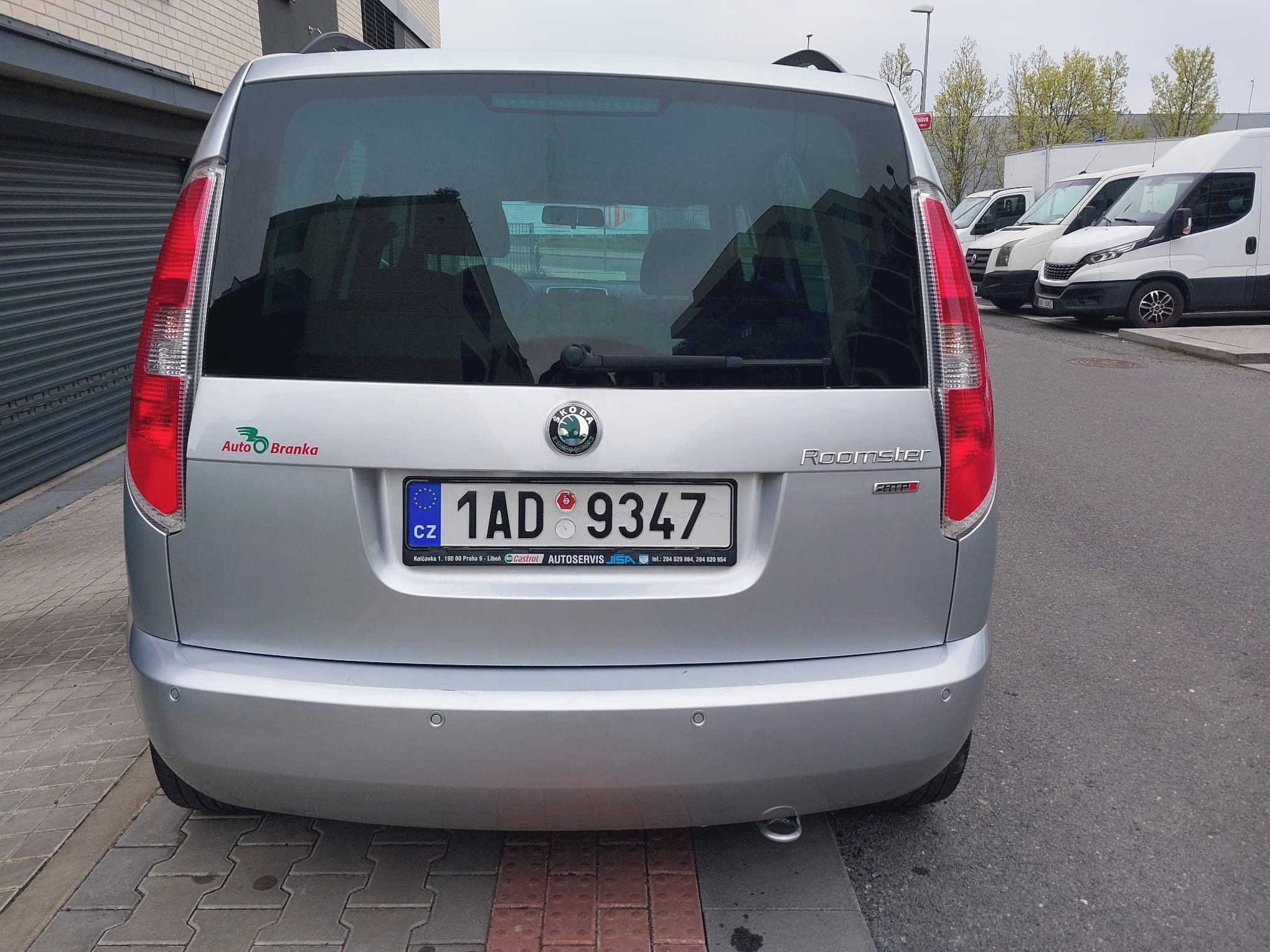 Škoda Roomster, 1.2 HTP  56.000km - fotka 5