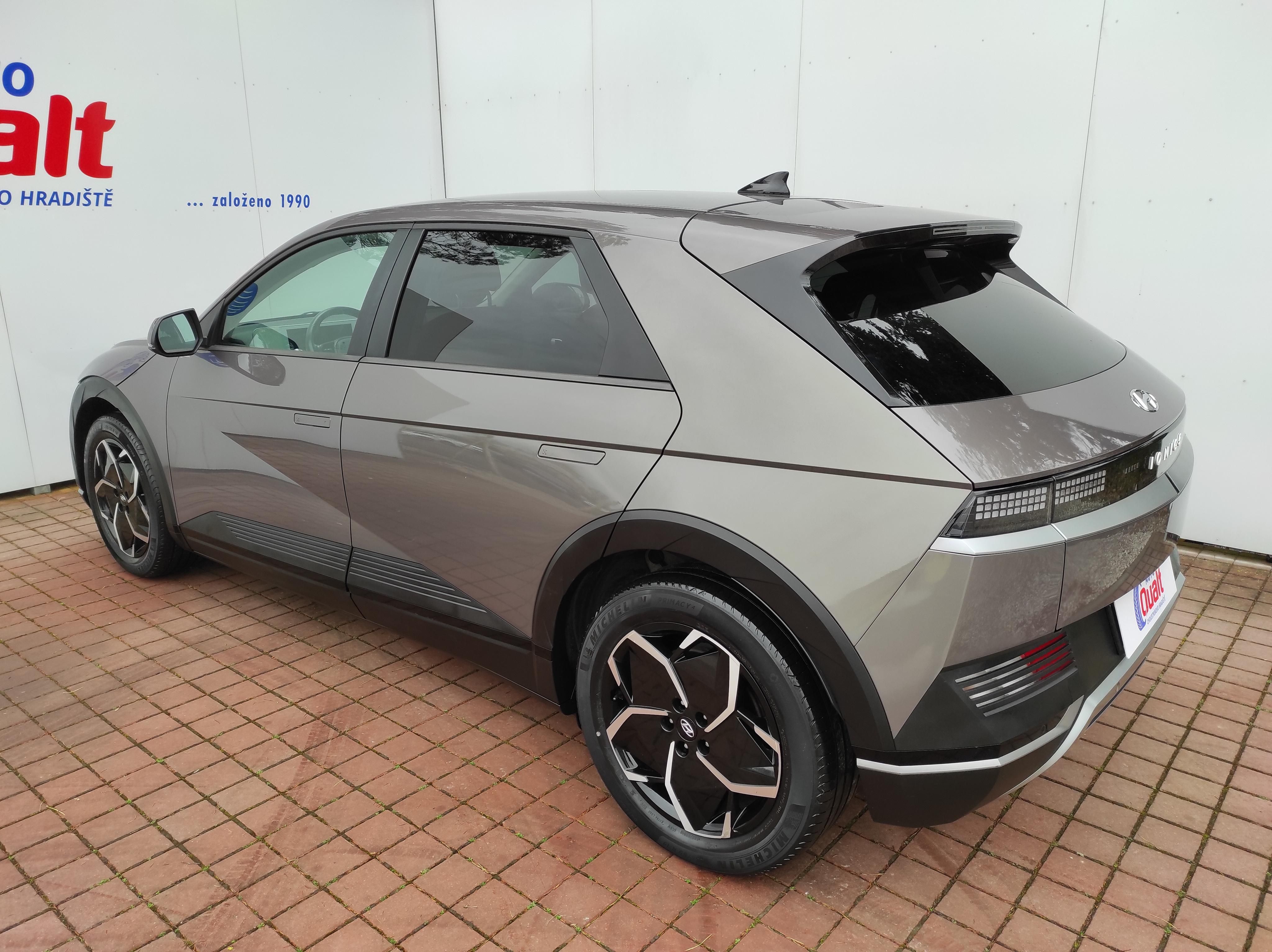 Hyundai Ioniq 5, STYLE 73 kWh SOH 97,6 % - fotka 6