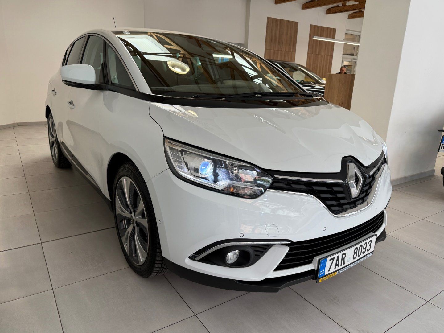 Renault Scénic, 1.7 dCi 120 Intens EDC - fotka 3