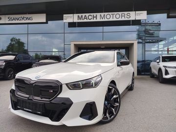 M60 xDrive Touring TOP